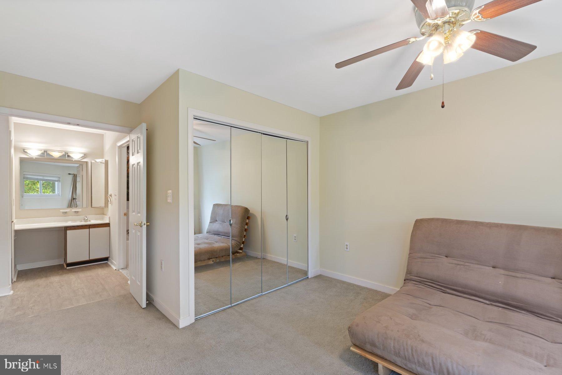 VILLAGE OF OWEN BROWN - Residential