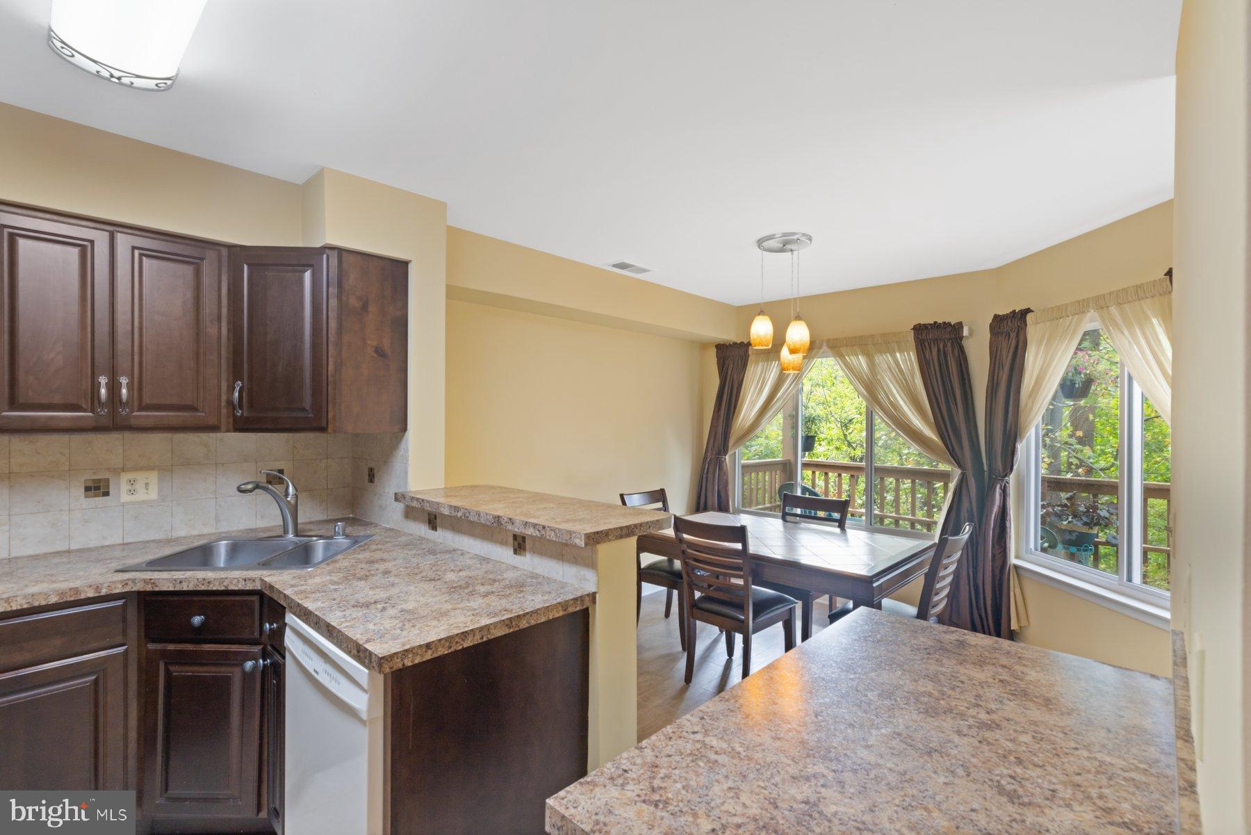 VILLAGE OF OWEN BROWN - Residential