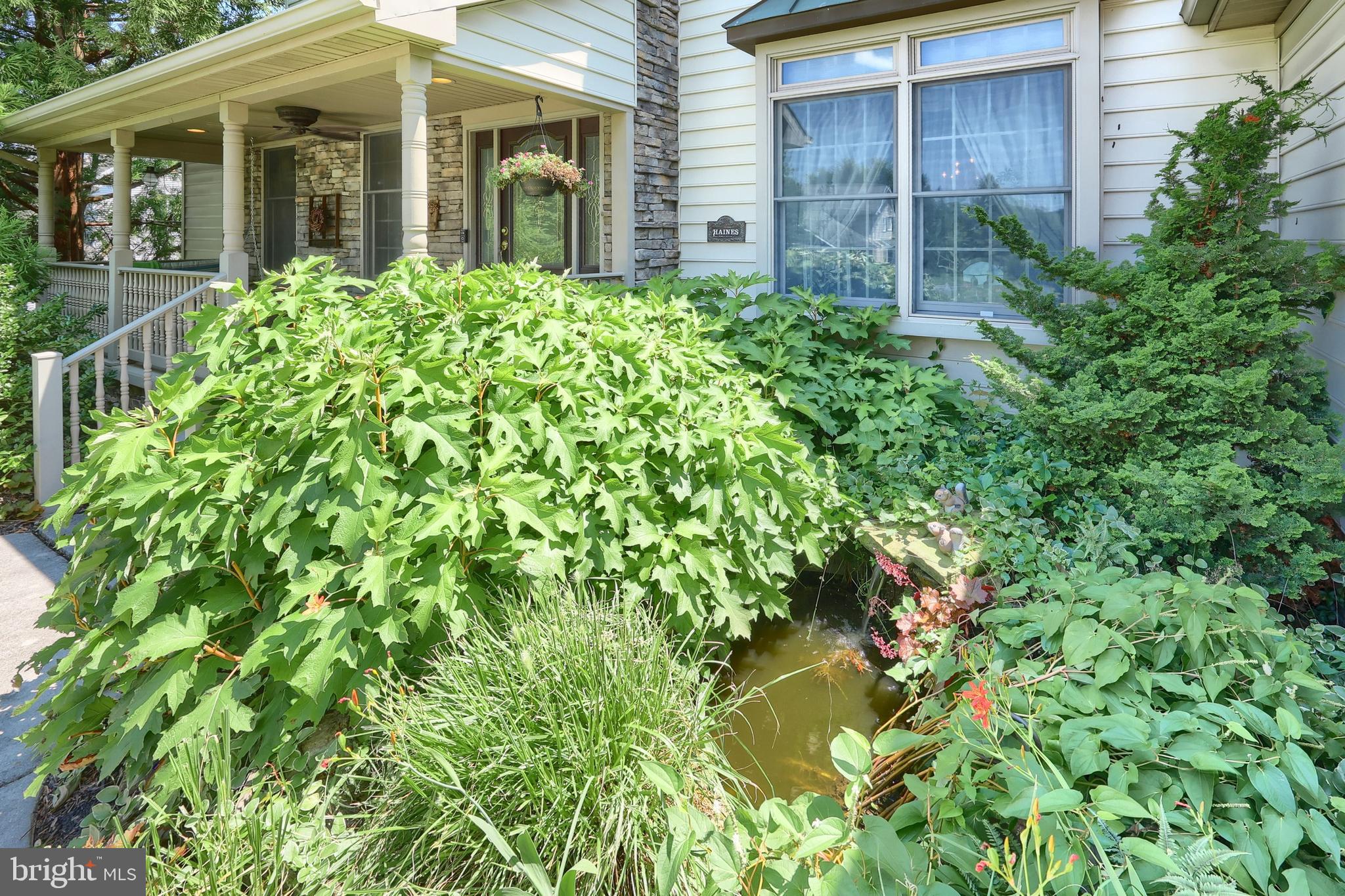 2415 EMIRAY COURT