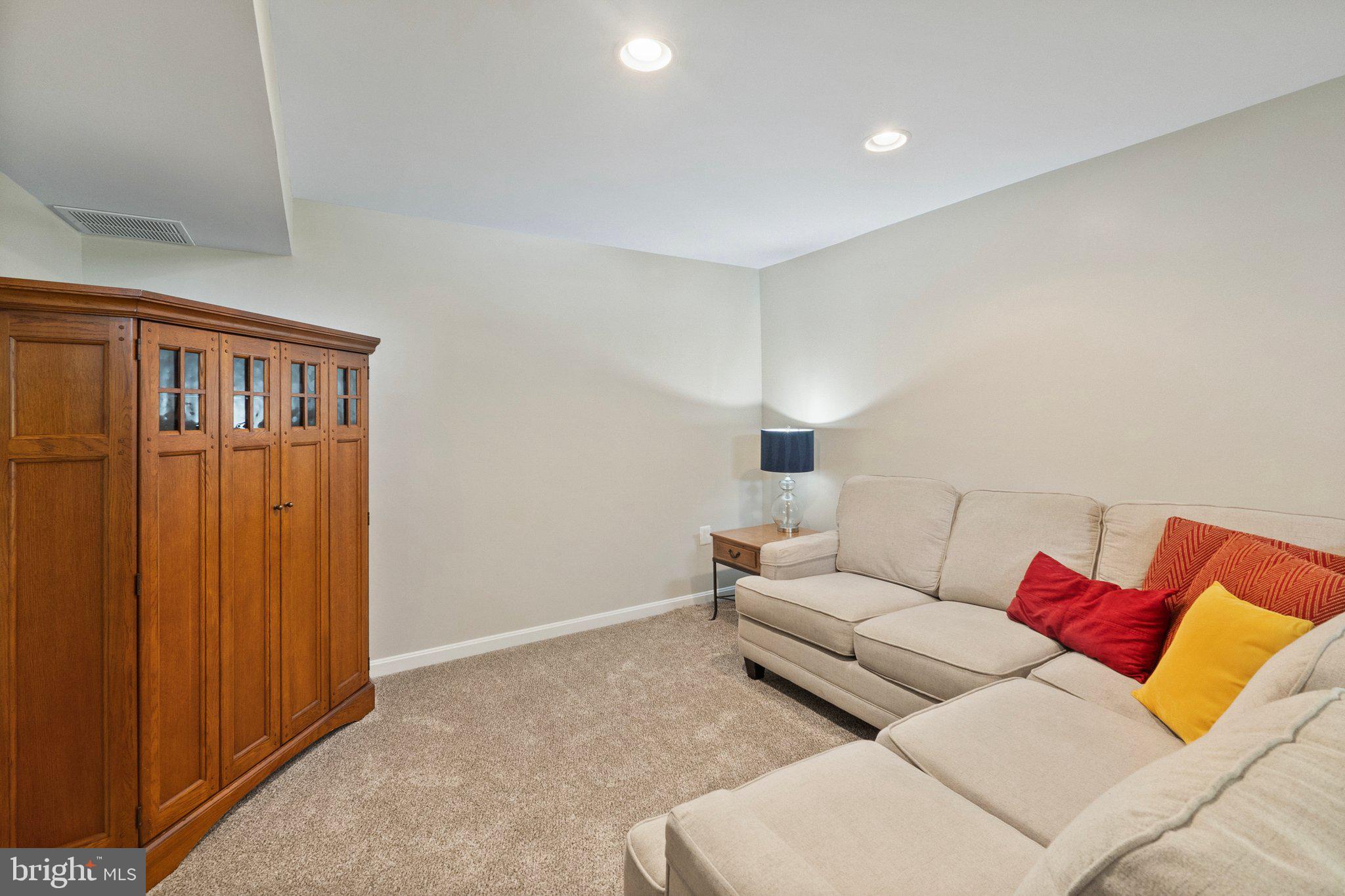 ROCKY RUN - Residential