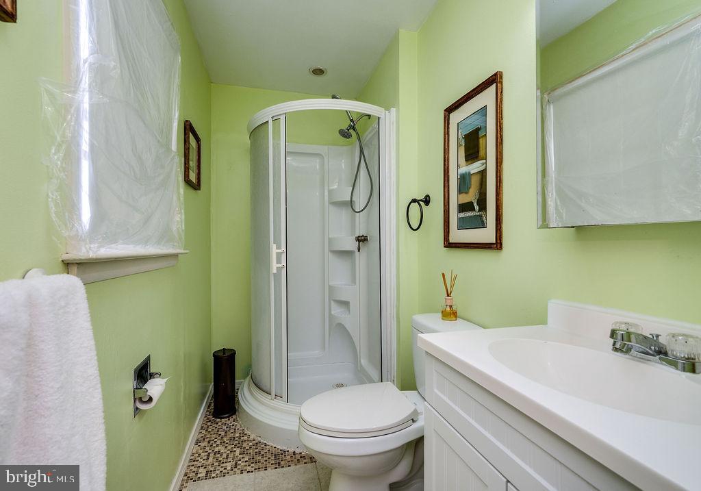 CRESTWOOD - Residential