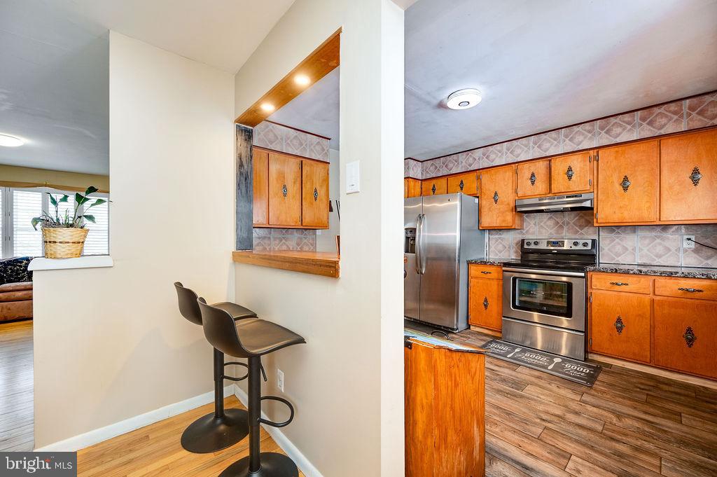 CRESTWOOD - Residential