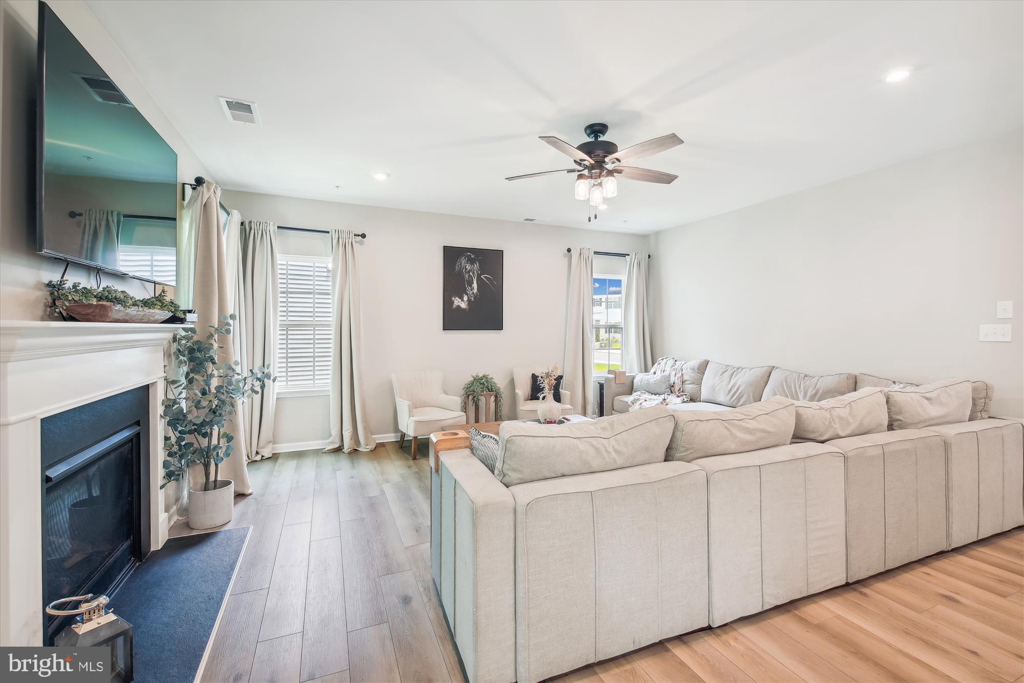 HERON PONDS - Residential