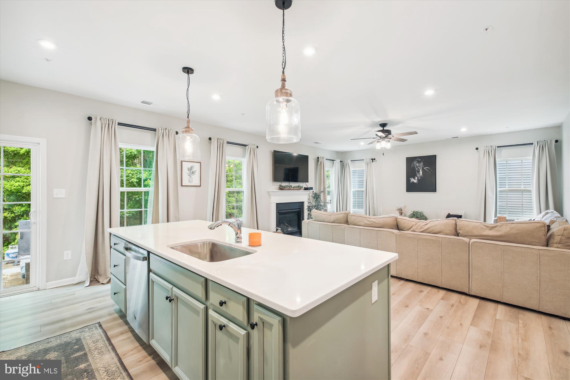 HERON PONDS - Residential