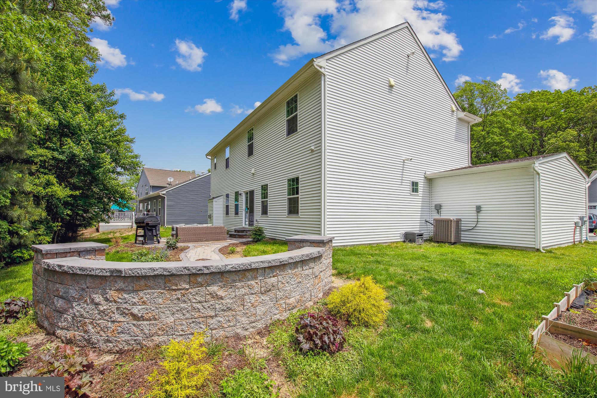 HERON PONDS - Residential