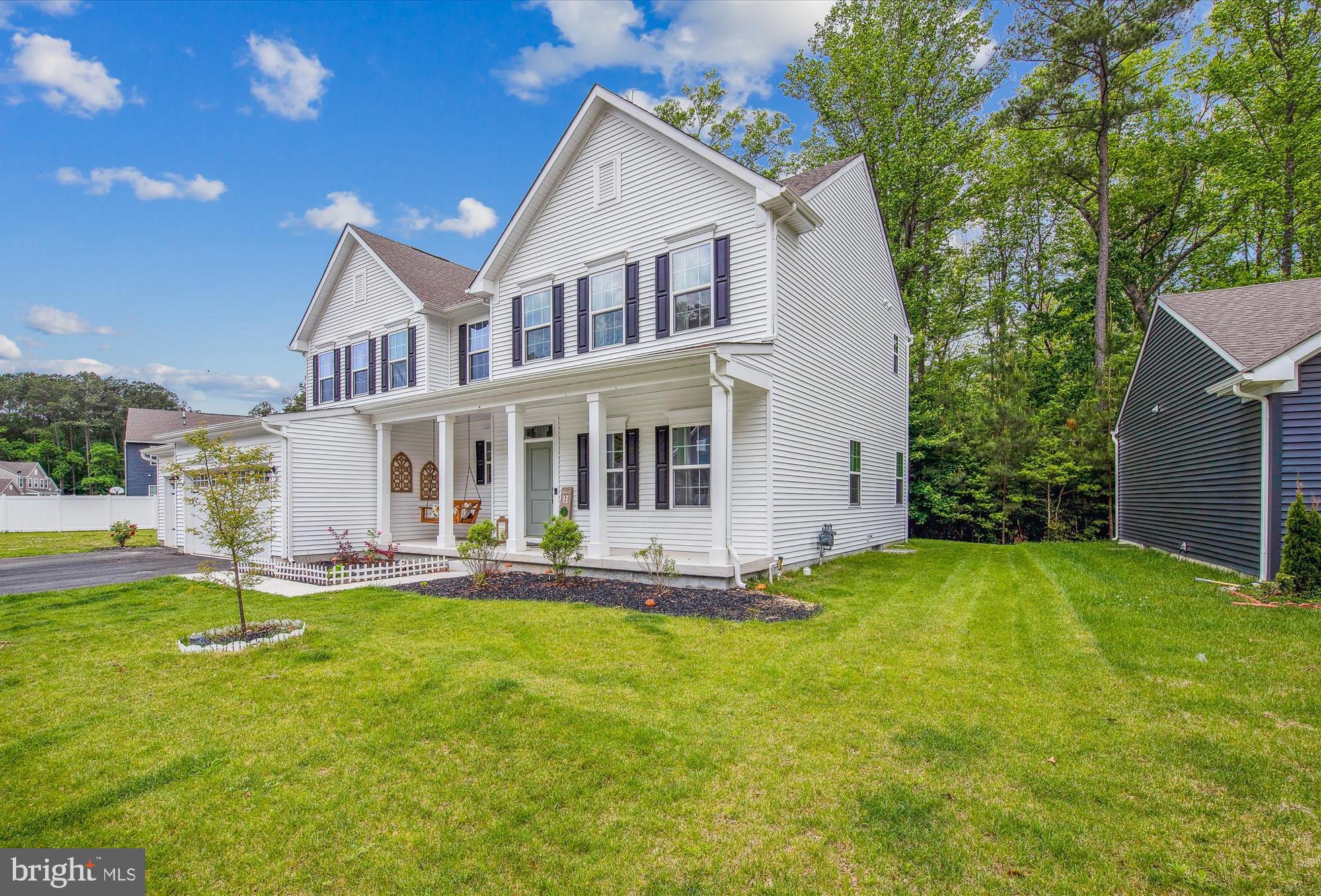 HERON PONDS - Residential