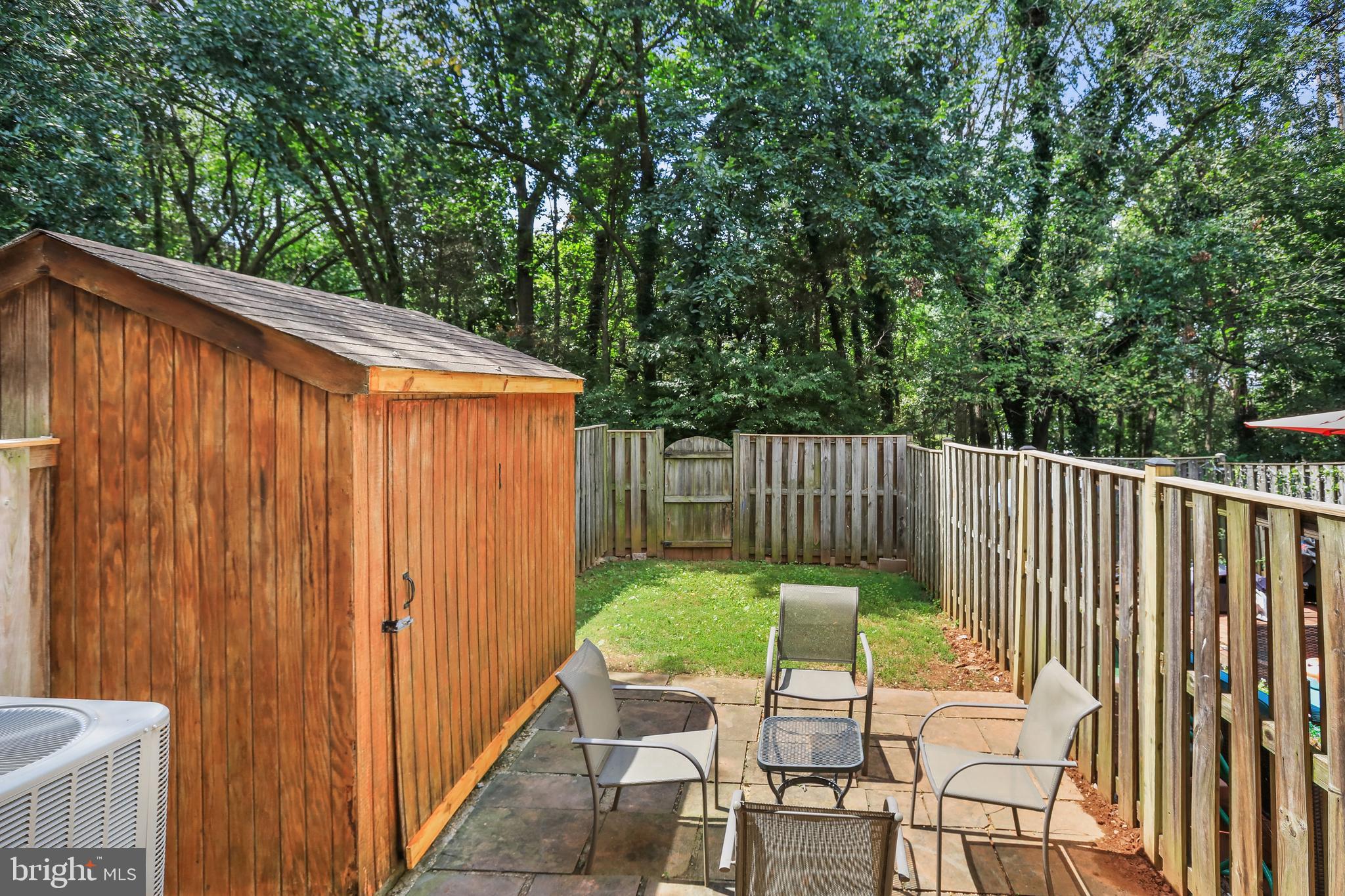 COUNTRYSIDE - Residential