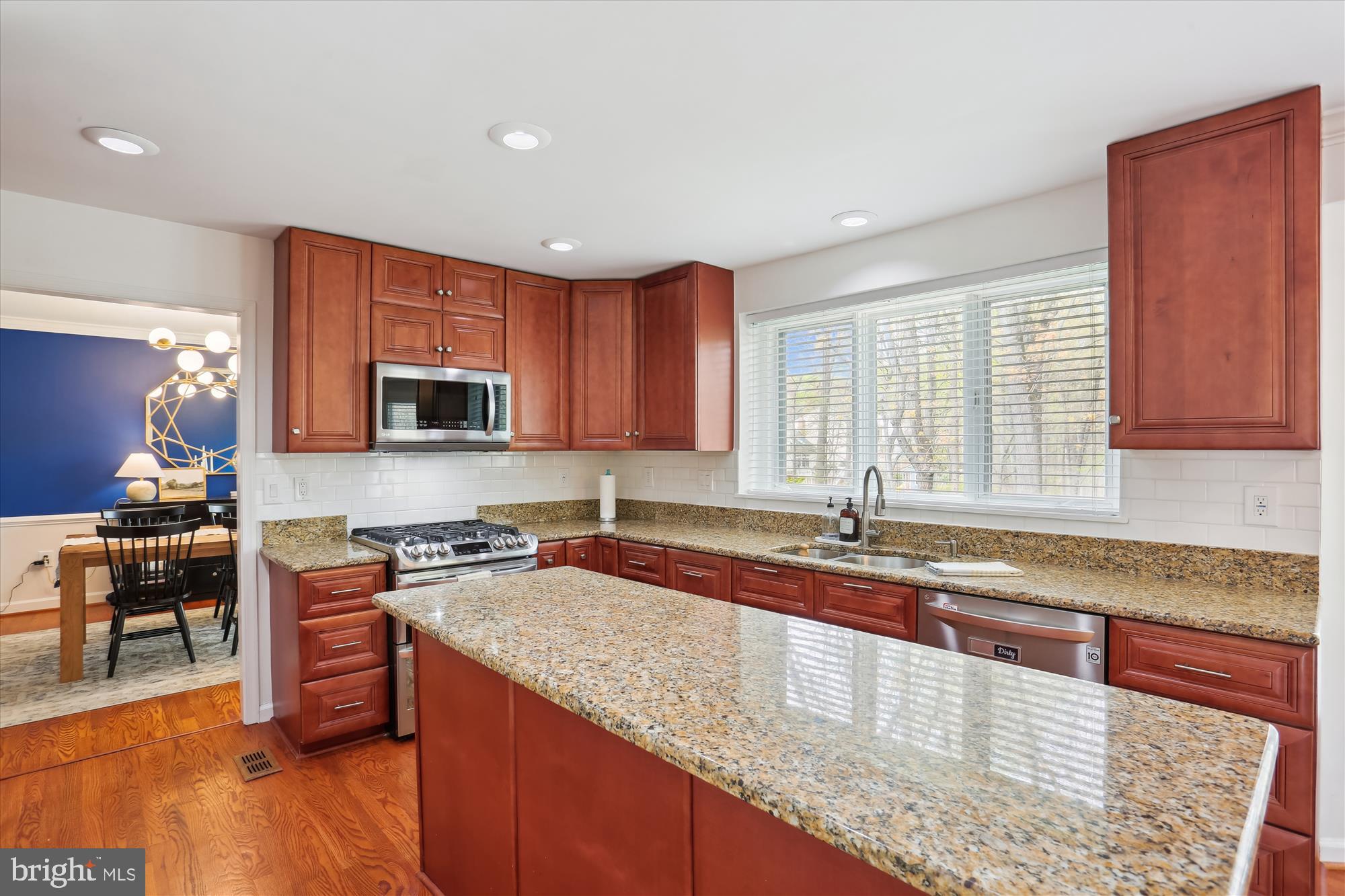 QUINCE ORCHARD VALLEY - Residential