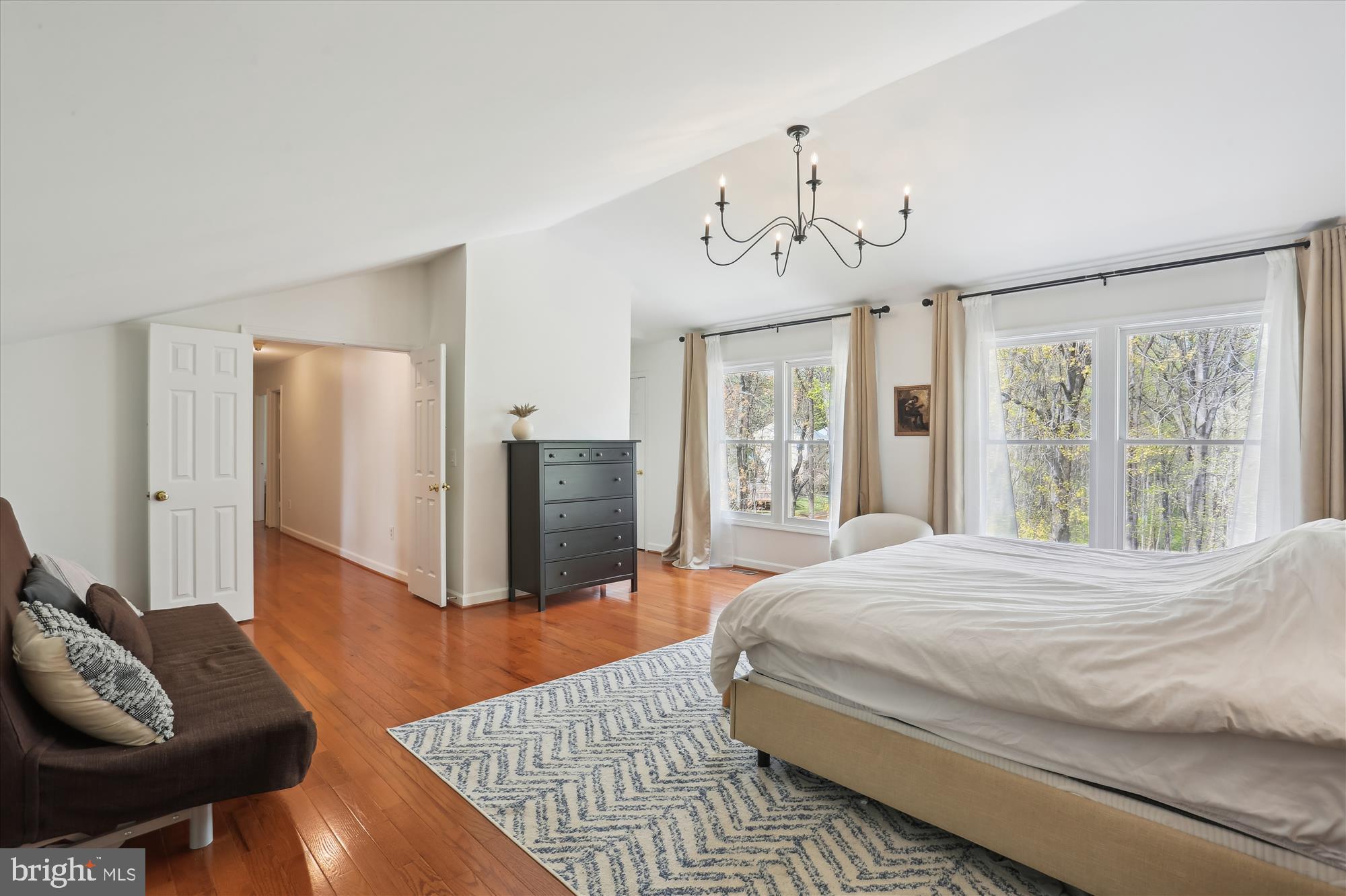 QUINCE ORCHARD VALLEY - Residential