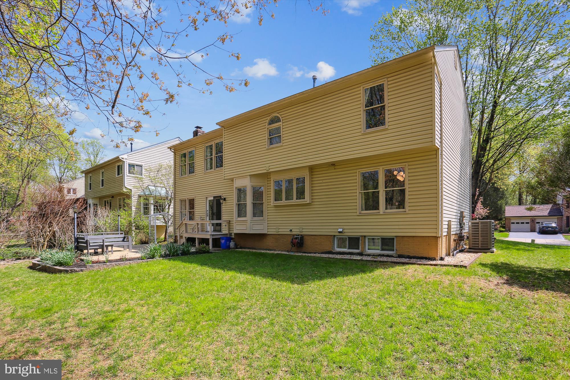 QUINCE ORCHARD VALLEY - Residential