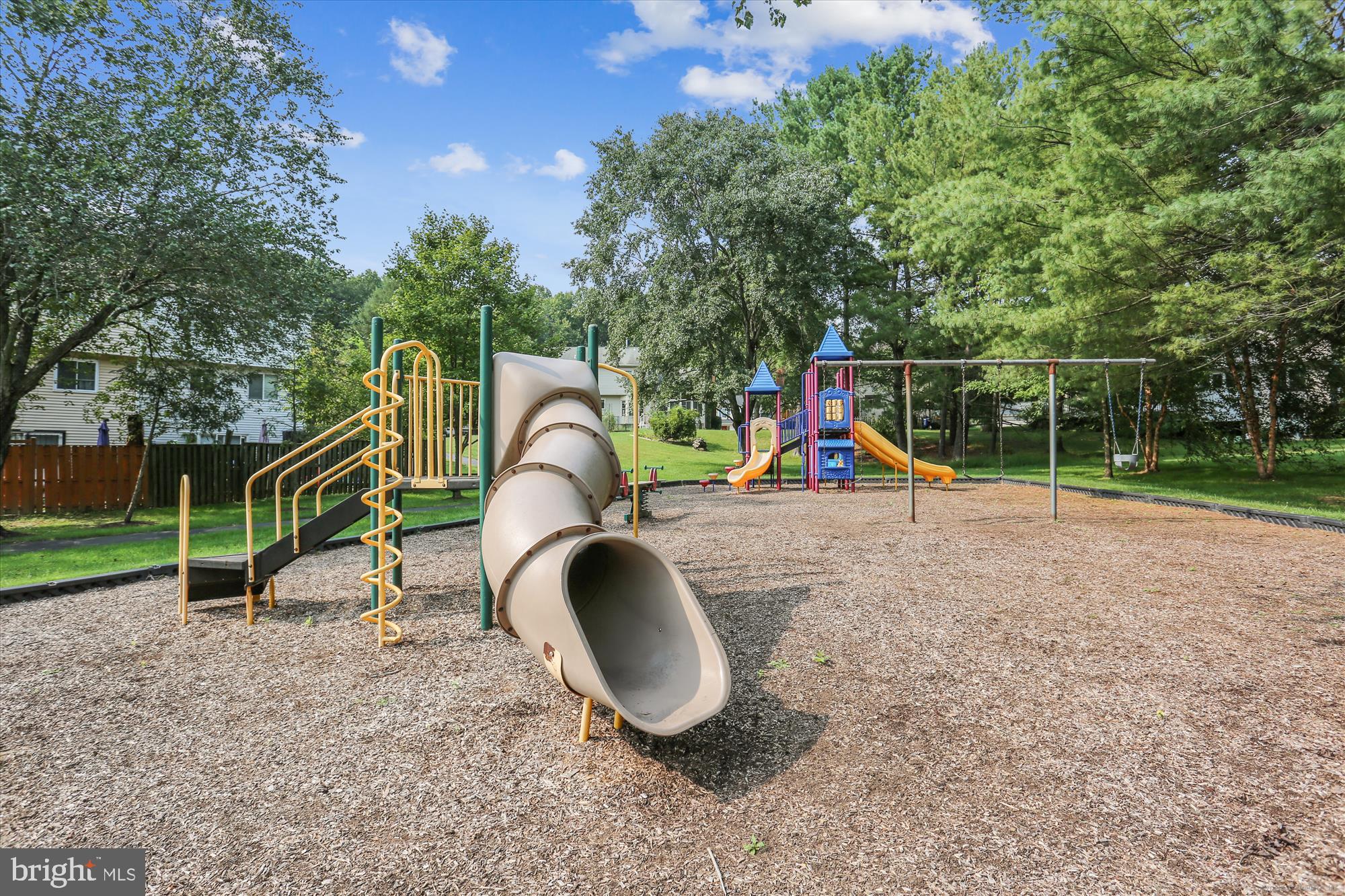 QUINCE ORCHARD VALLEY - Residential