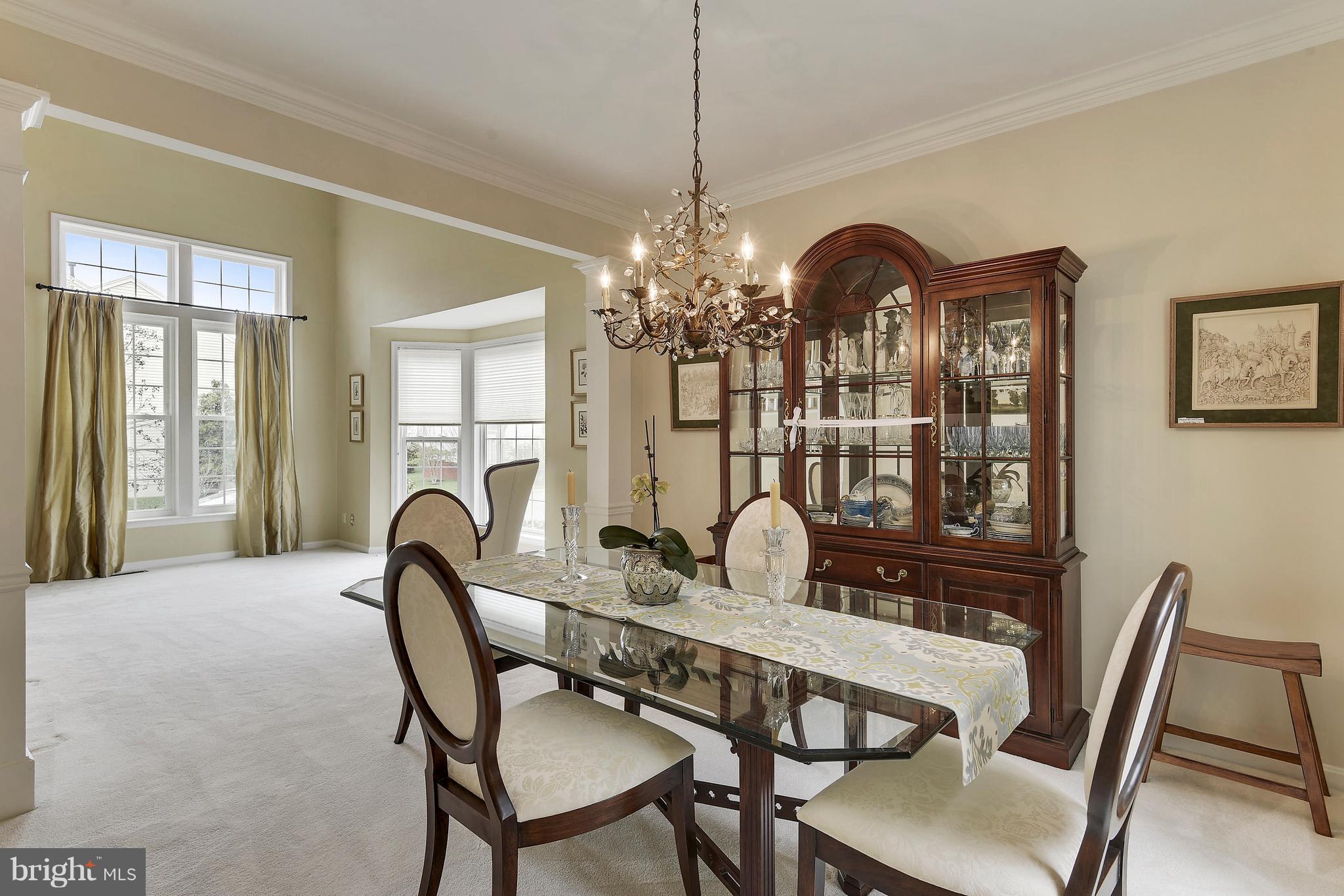 THE COURTS OF FOX MILL - Residential