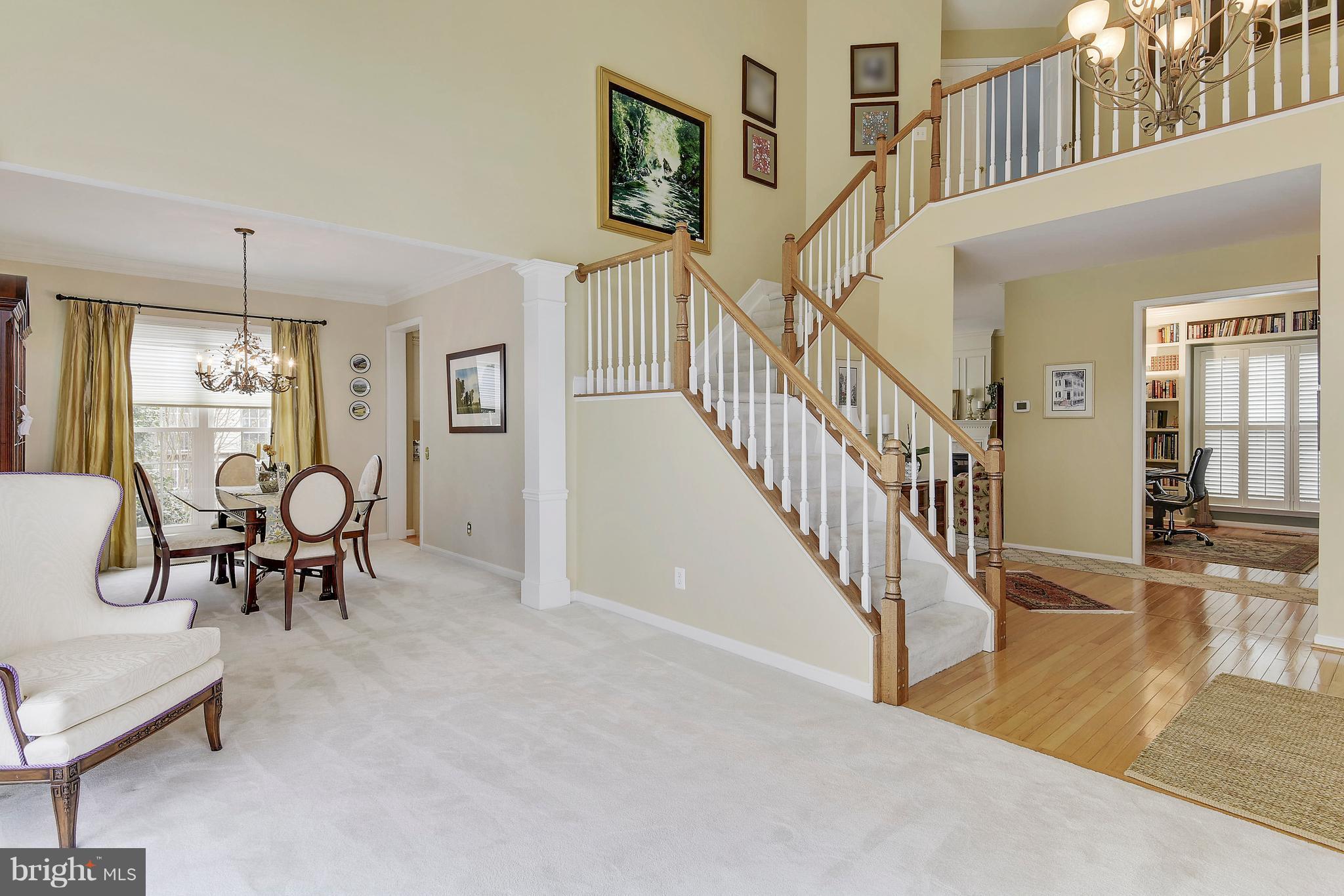 THE COURTS OF FOX MILL - Residential