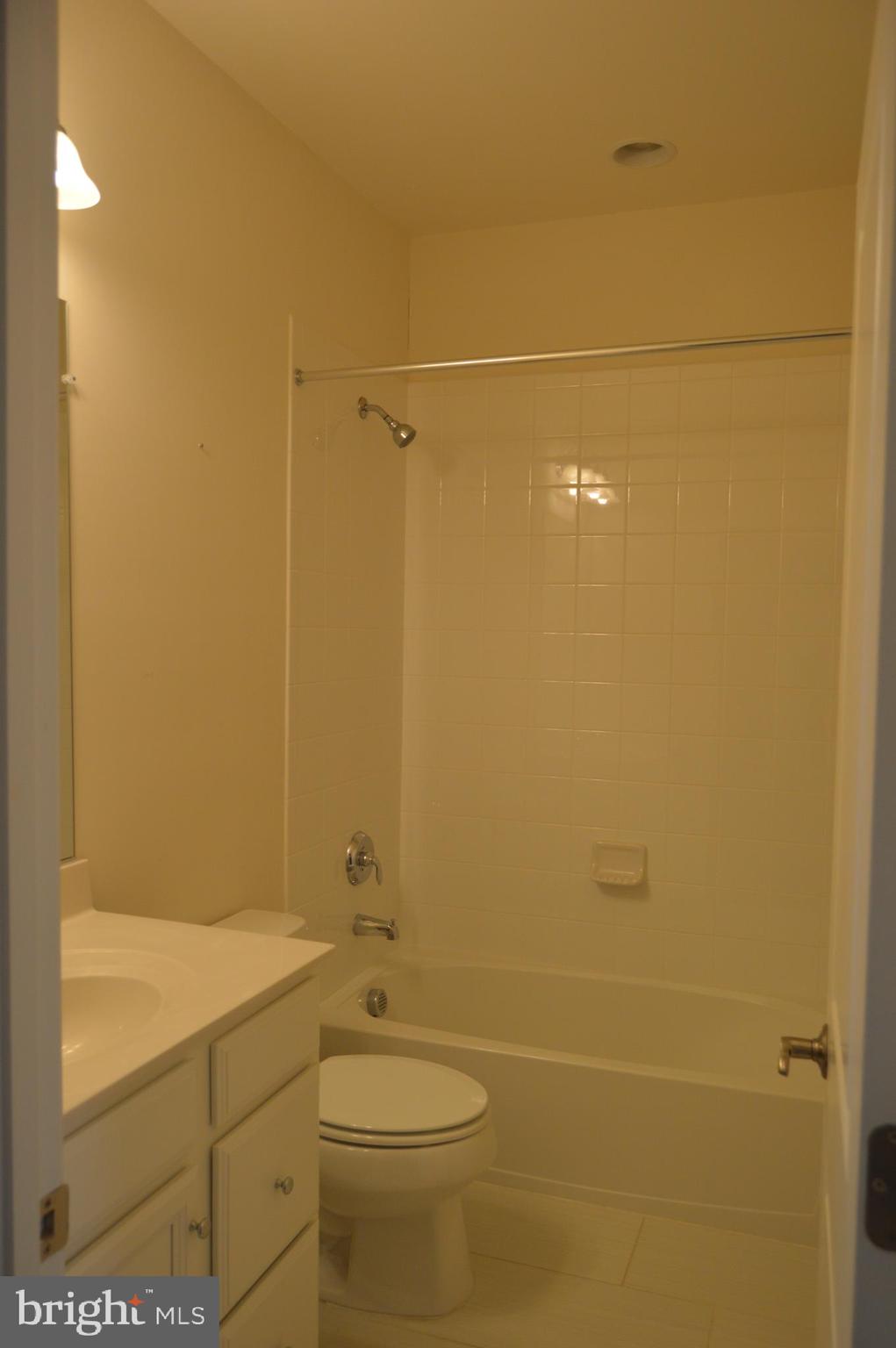 THE LANDING AT CANNON BRANCH - Residential Lease