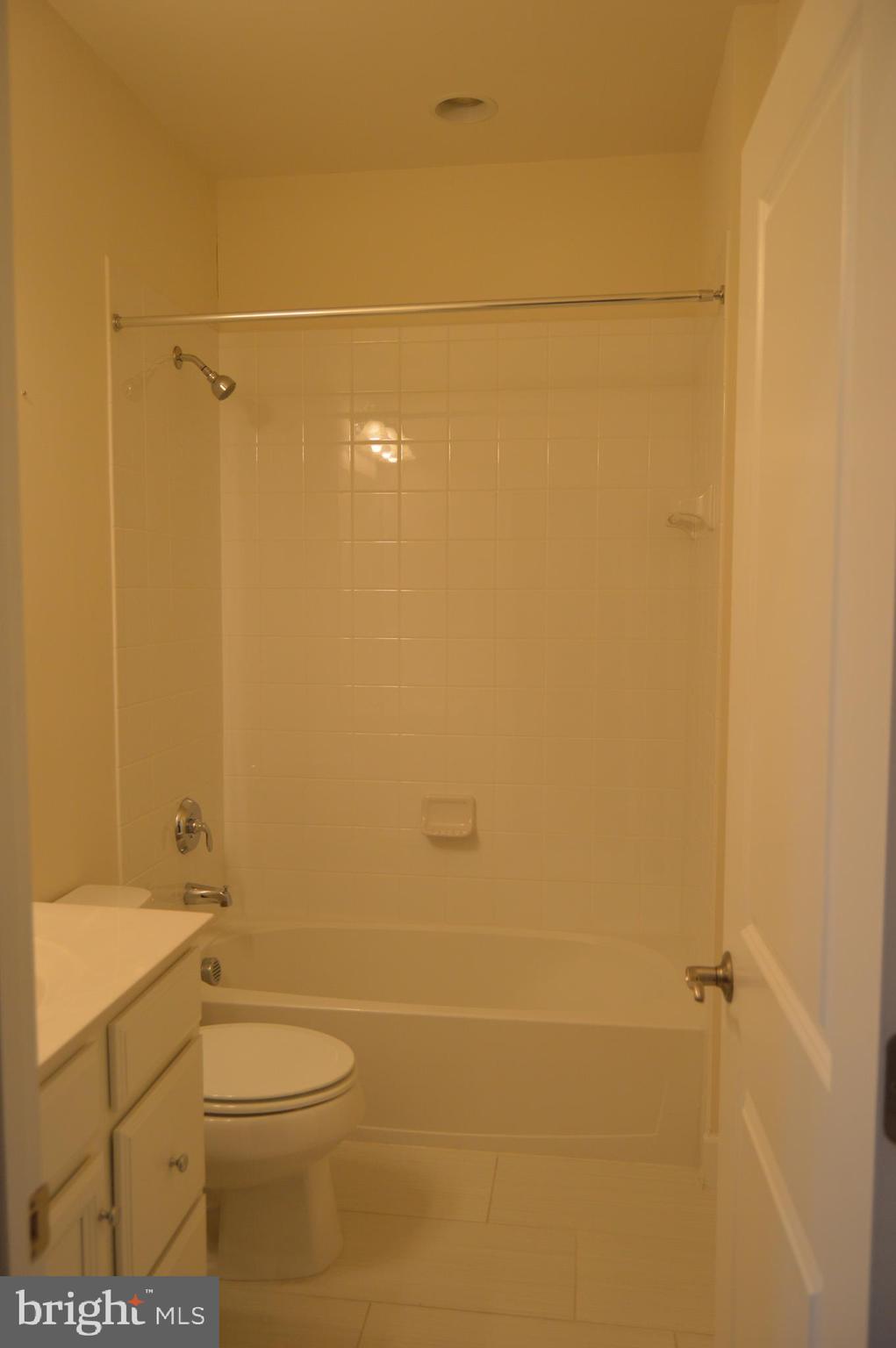 THE LANDING AT CANNON BRANCH - Residential Lease