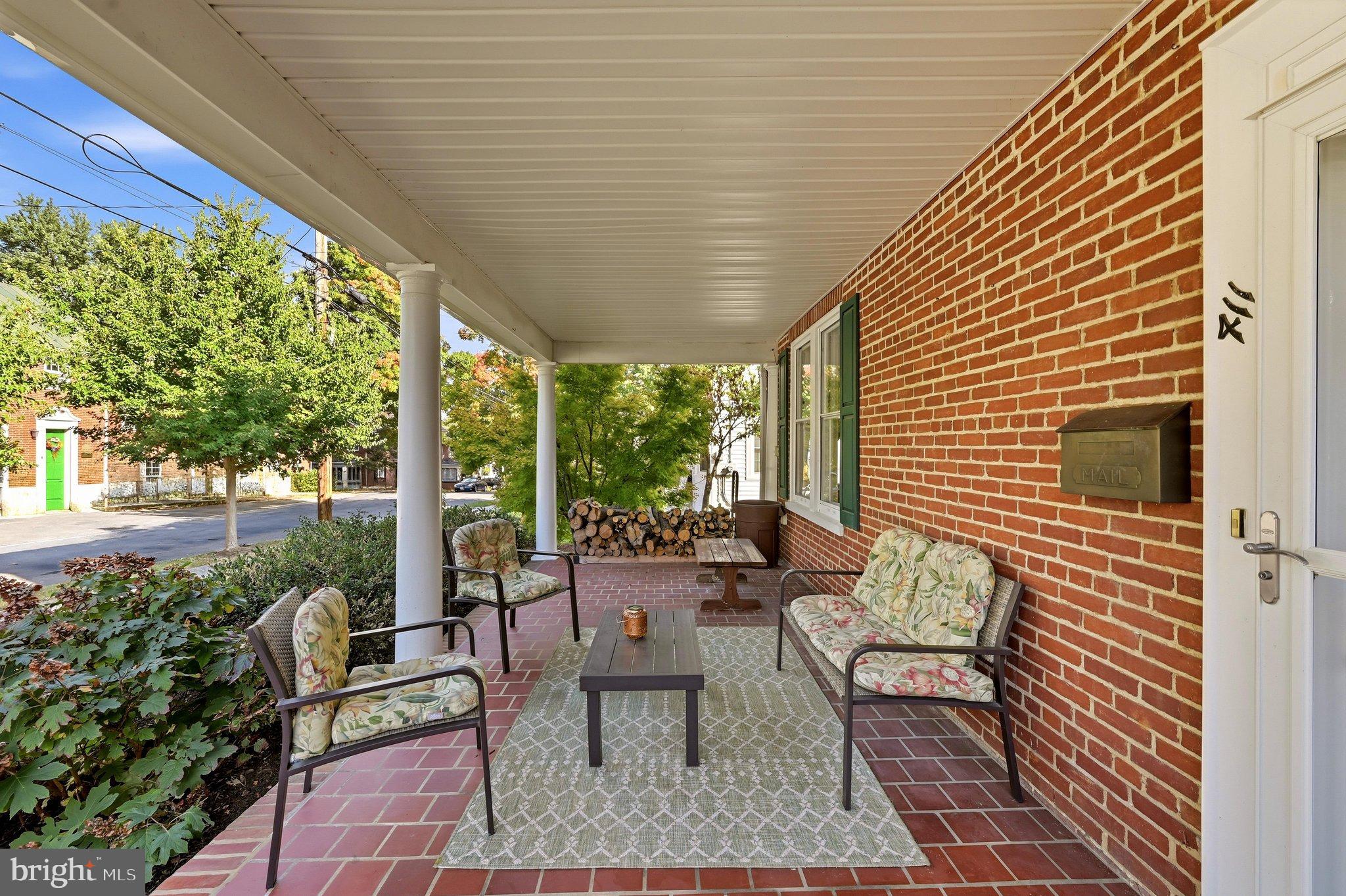 411 W CECIL STREET