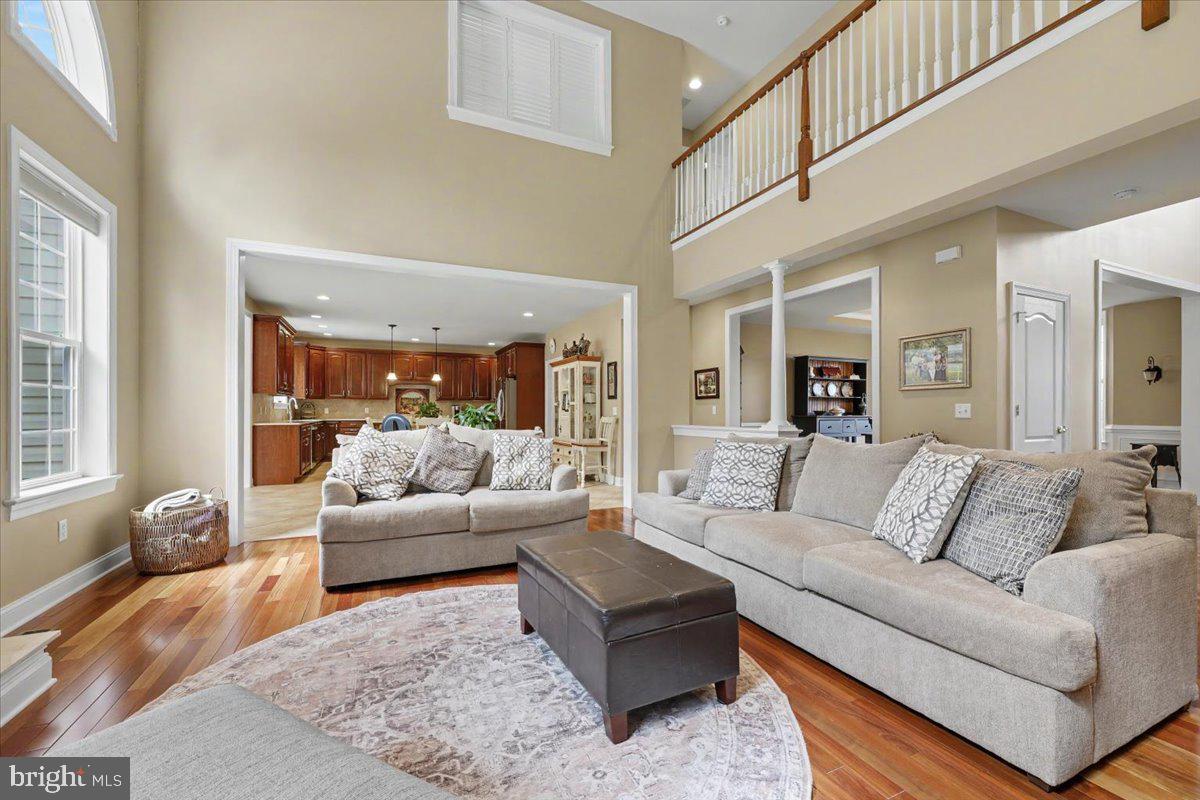 SHANNON ROSE - Residential