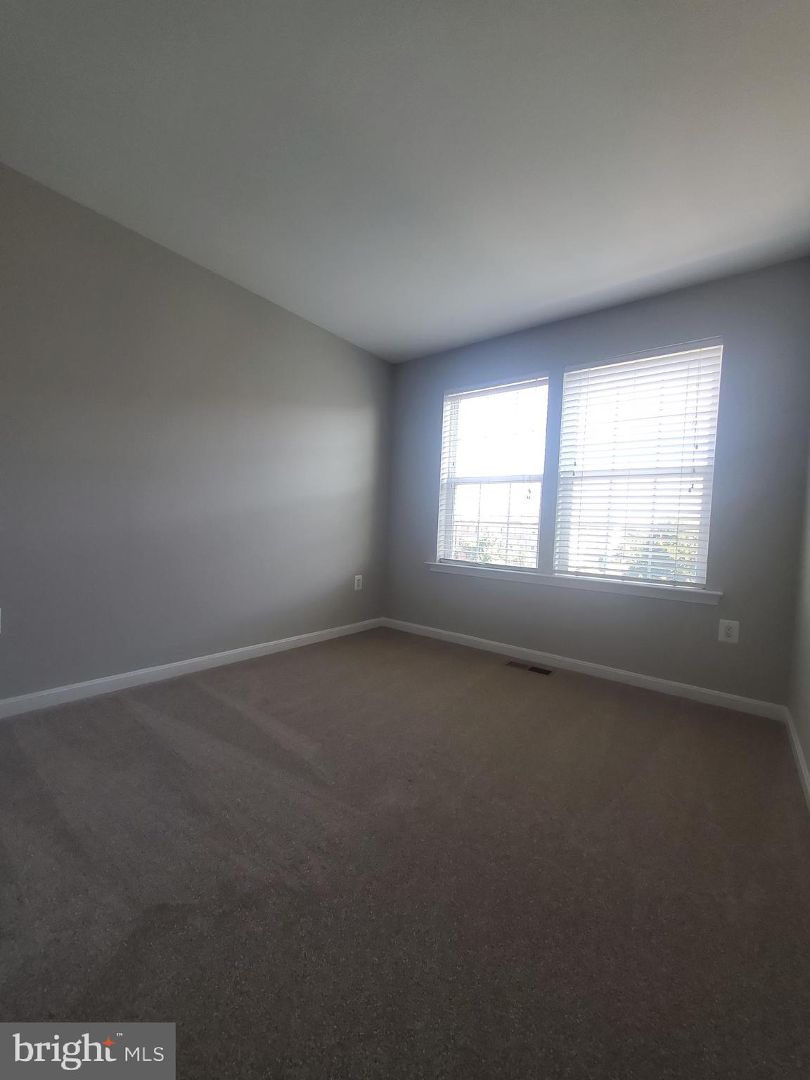 EASTGATE SQUARE - Residential