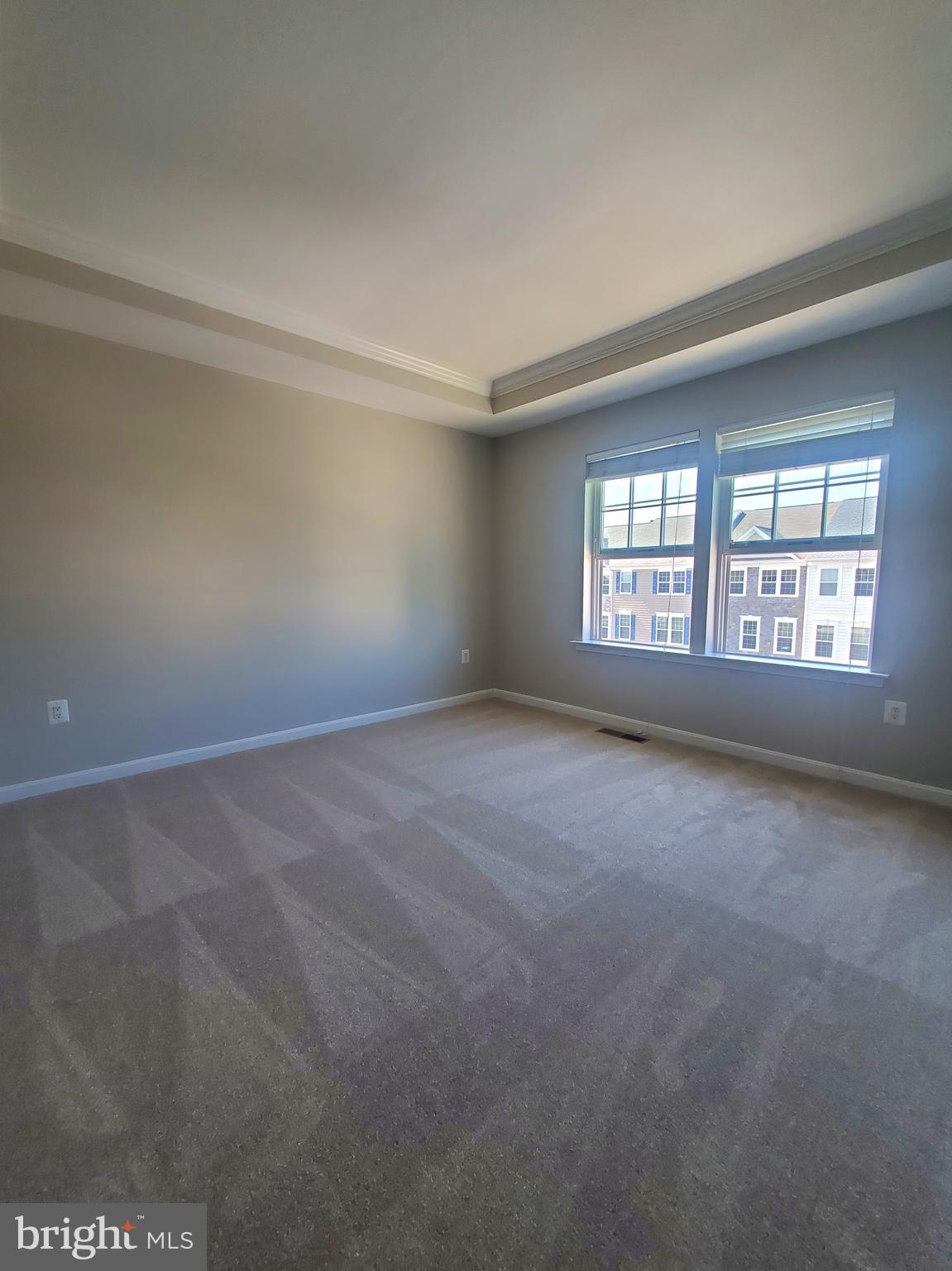 EASTGATE SQUARE - Residential