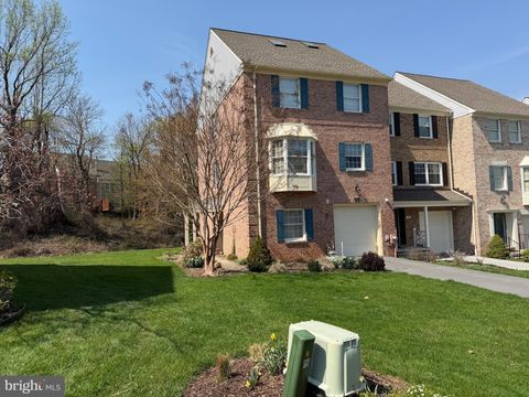 Photo of 12 Ballybunion Court, LUTHERVILLE TIMONIUM, MD 21093 (MLS # MDBC2158468)