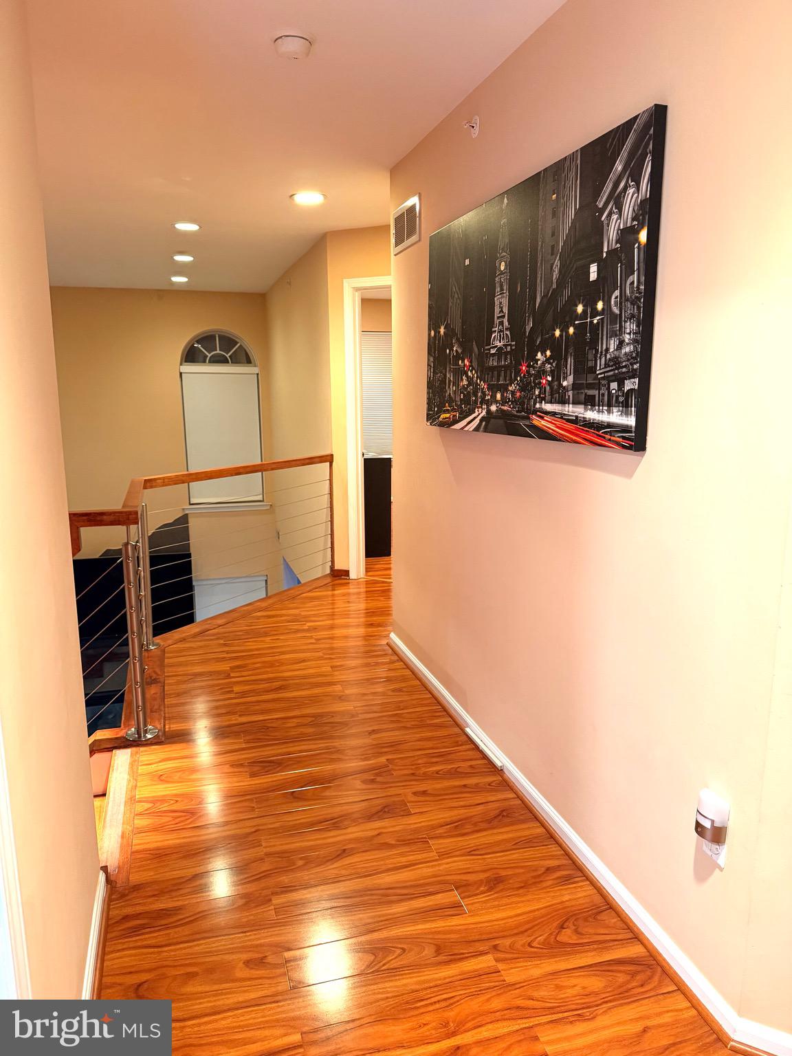 COUNTRY CROSSING - Residential