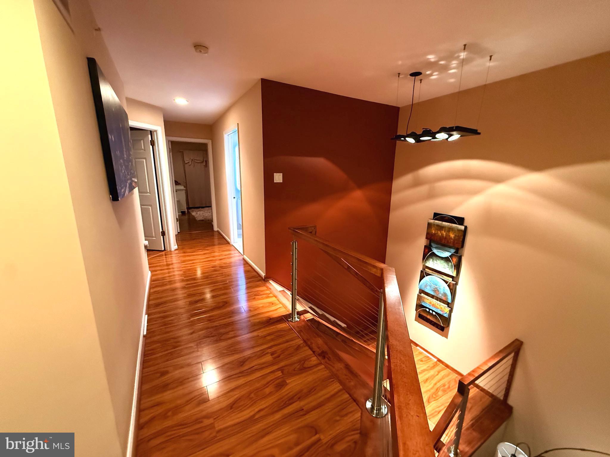 COUNTRY CROSSING - Residential