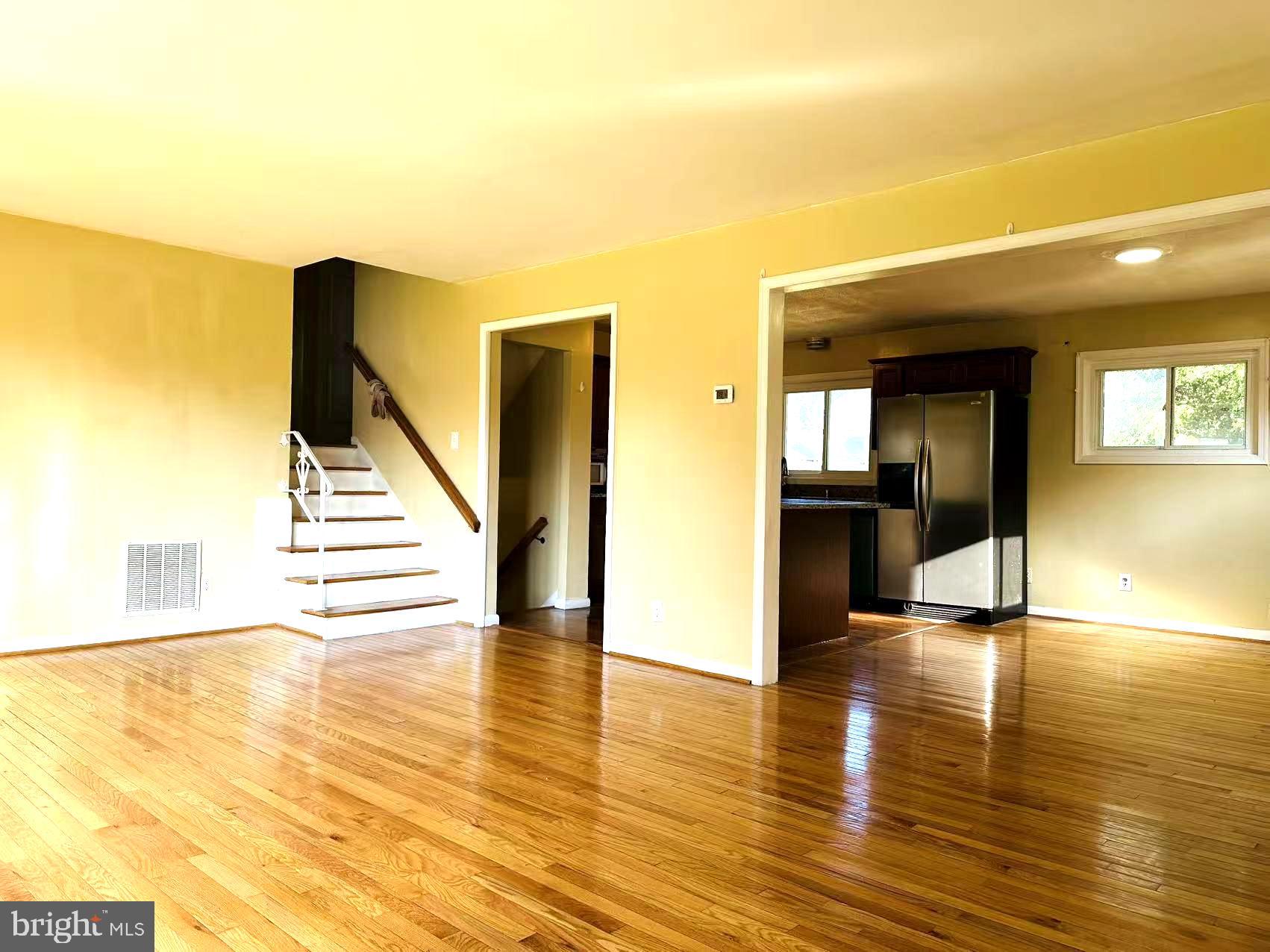 11 WENDSLOW ROAD