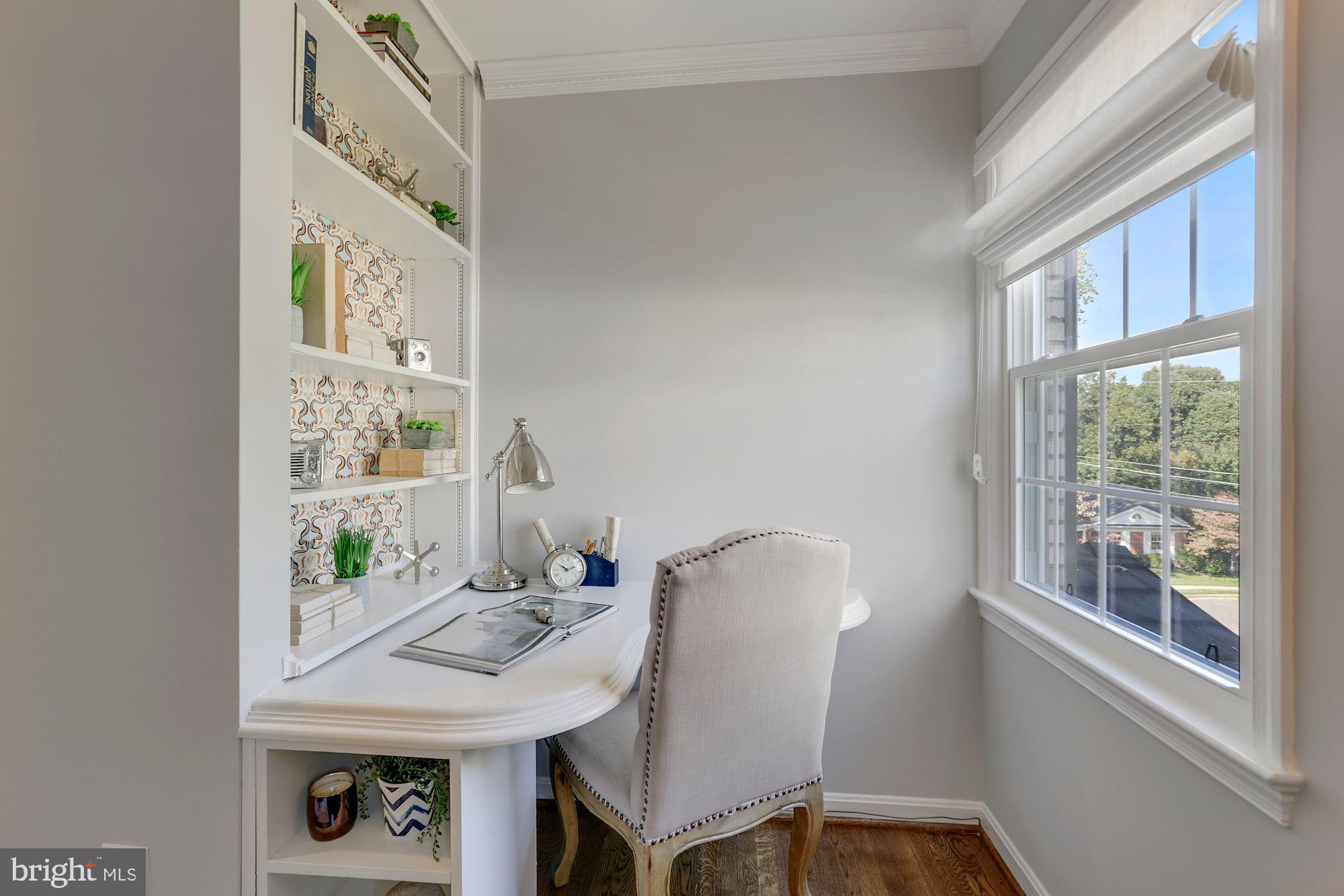 COUNTRY CLUB HILLS - Residential