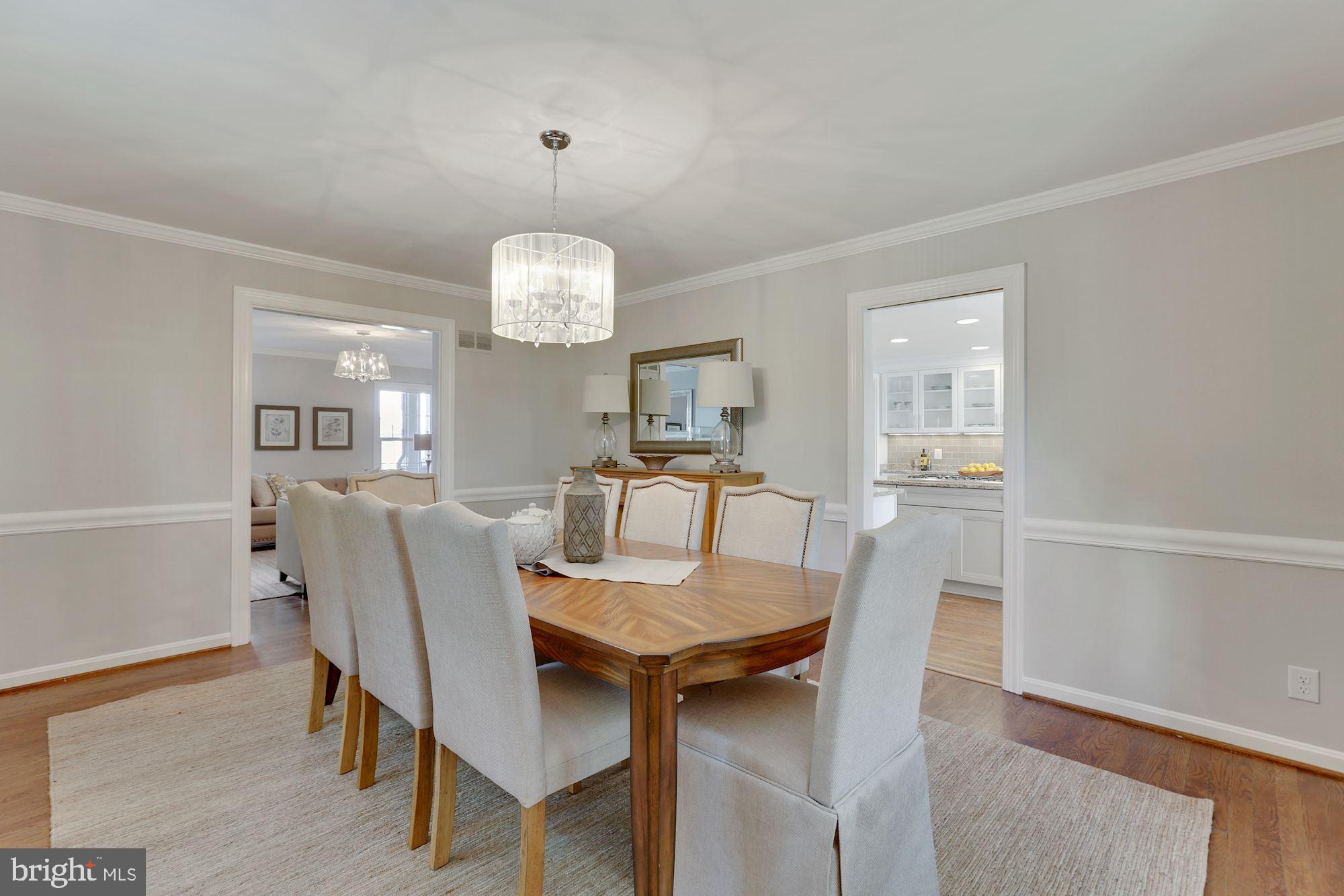 COUNTRY CLUB HILLS - Residential