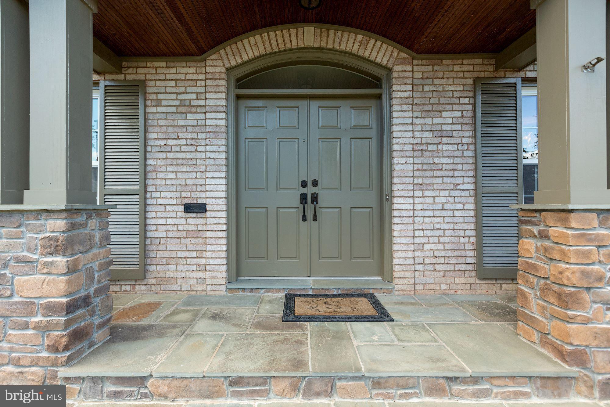 COUNTRY CLUB HILLS - Residential