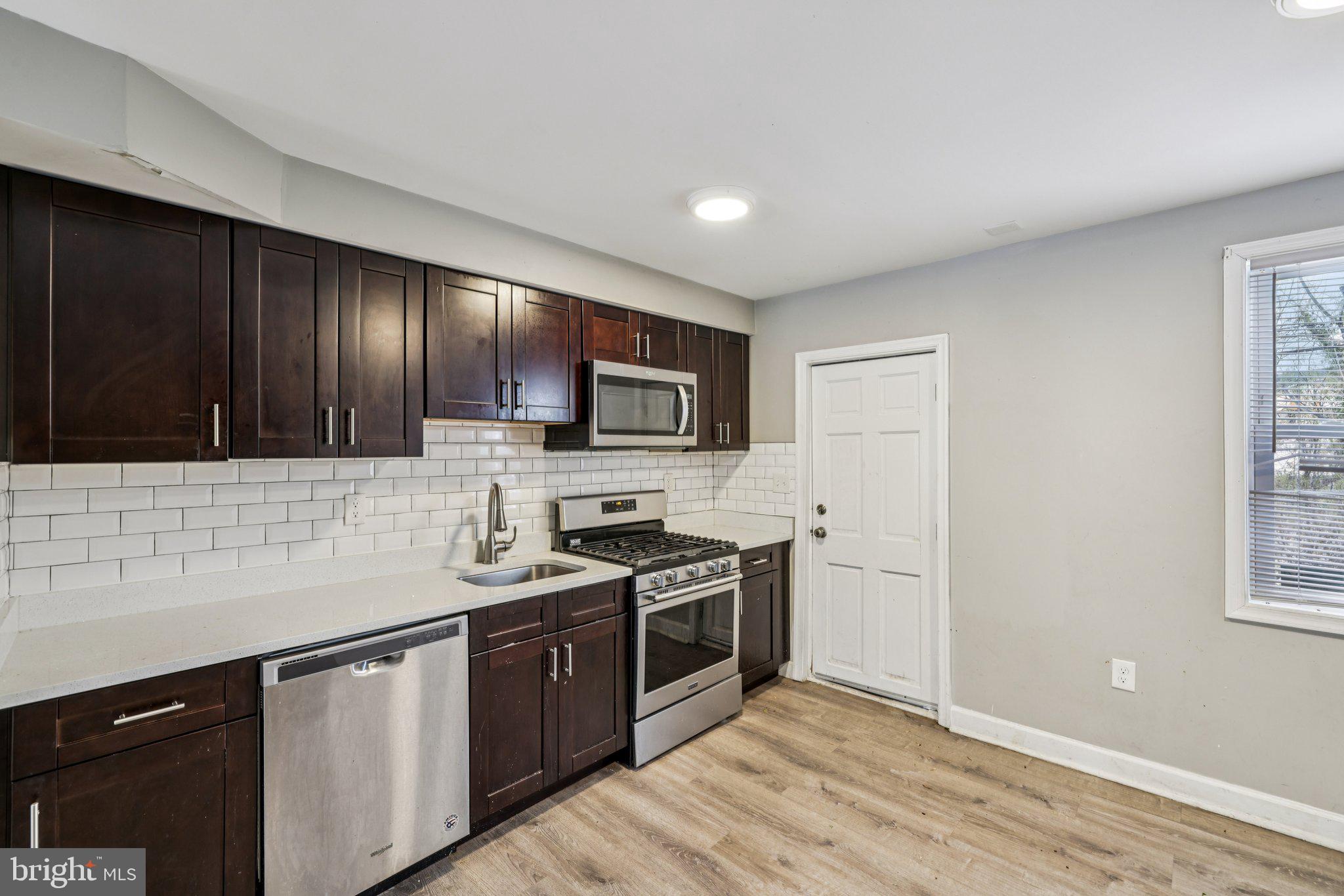 WINCHESTER - Residential