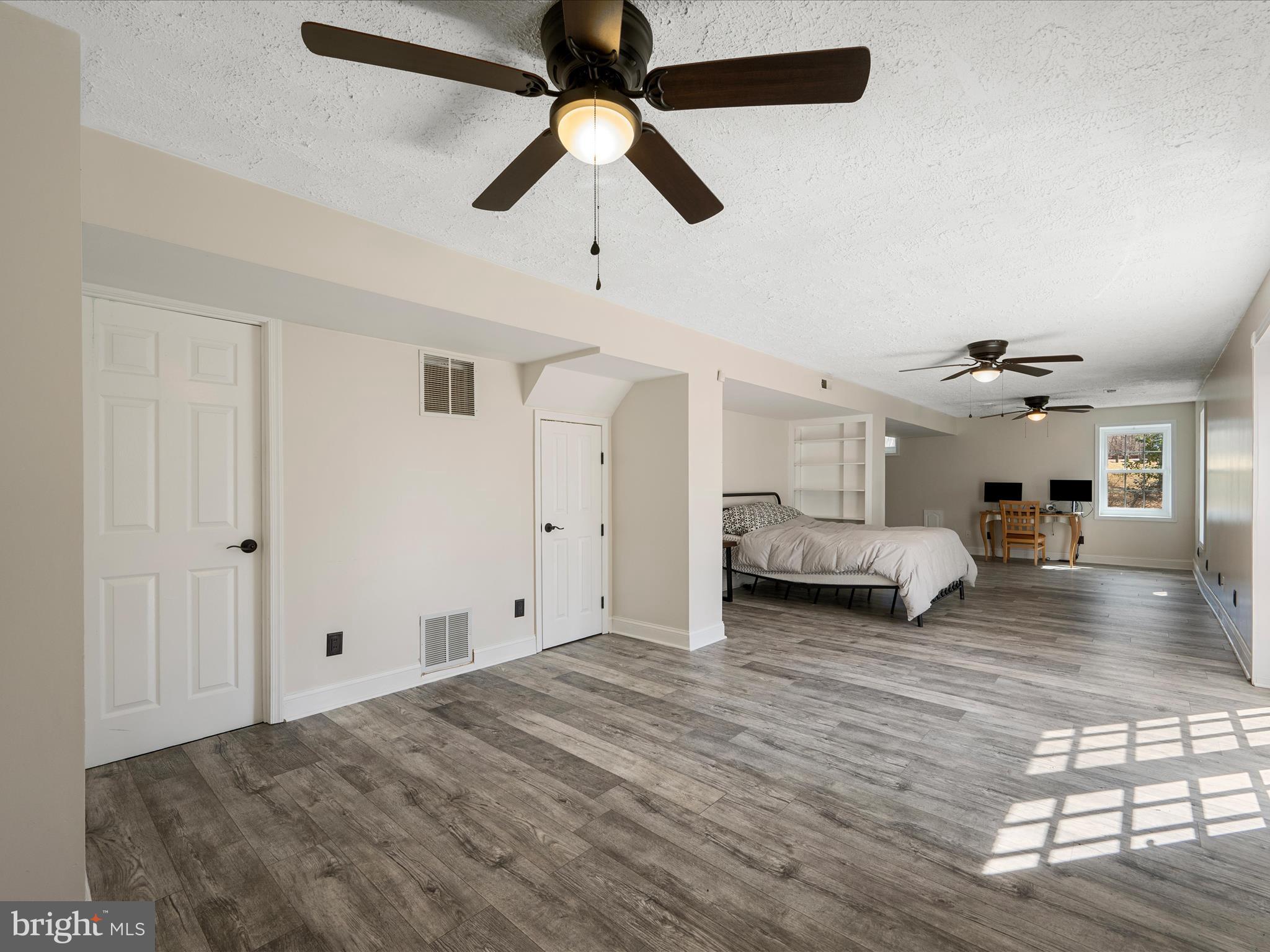 RIVERVIEW ESTATES - Residential