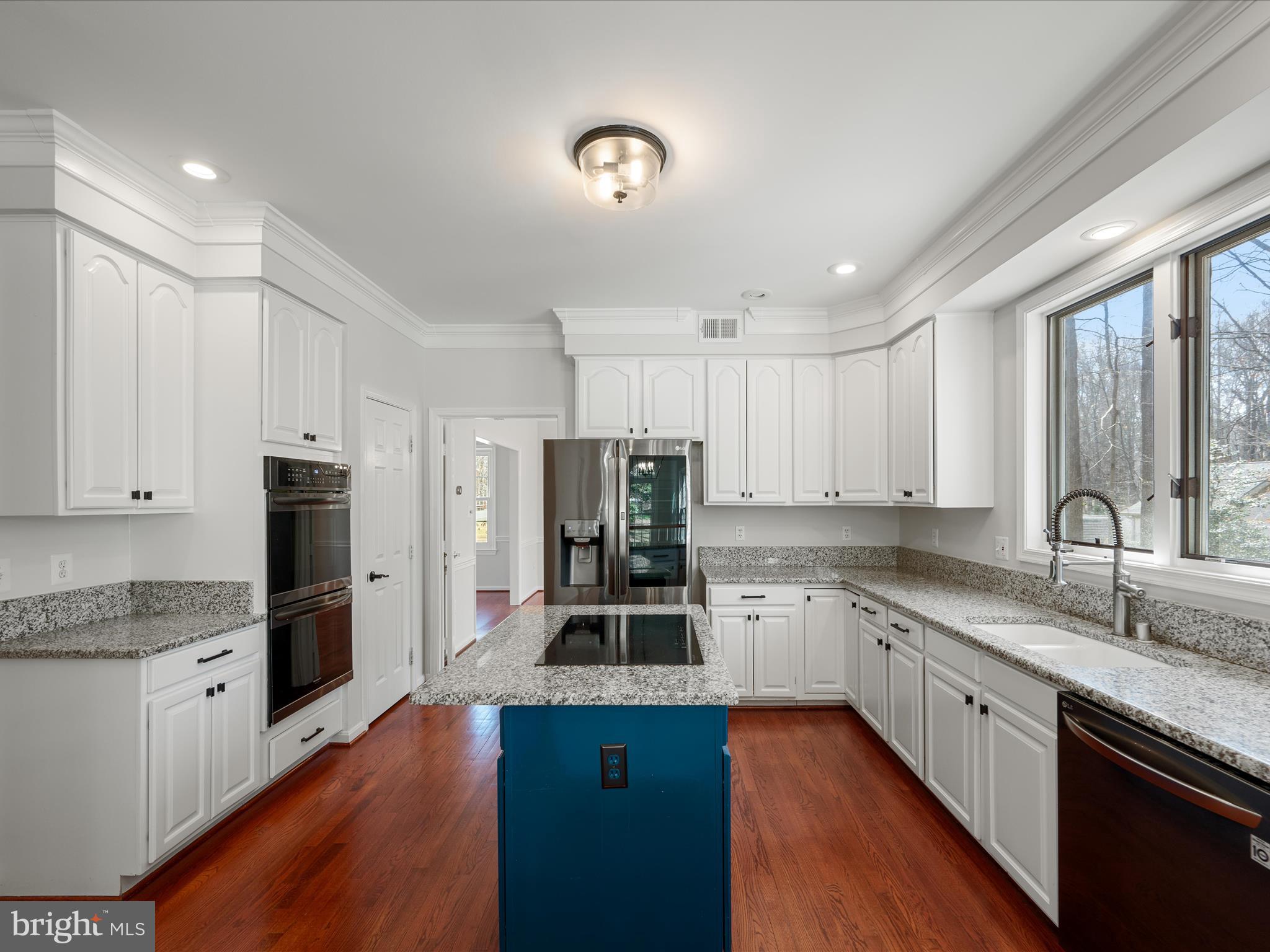 RIVERVIEW ESTATES - Residential