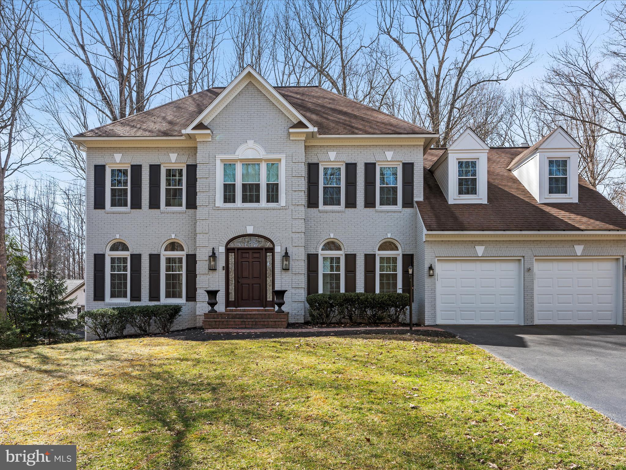 11692 SANDAL WOOD LANE