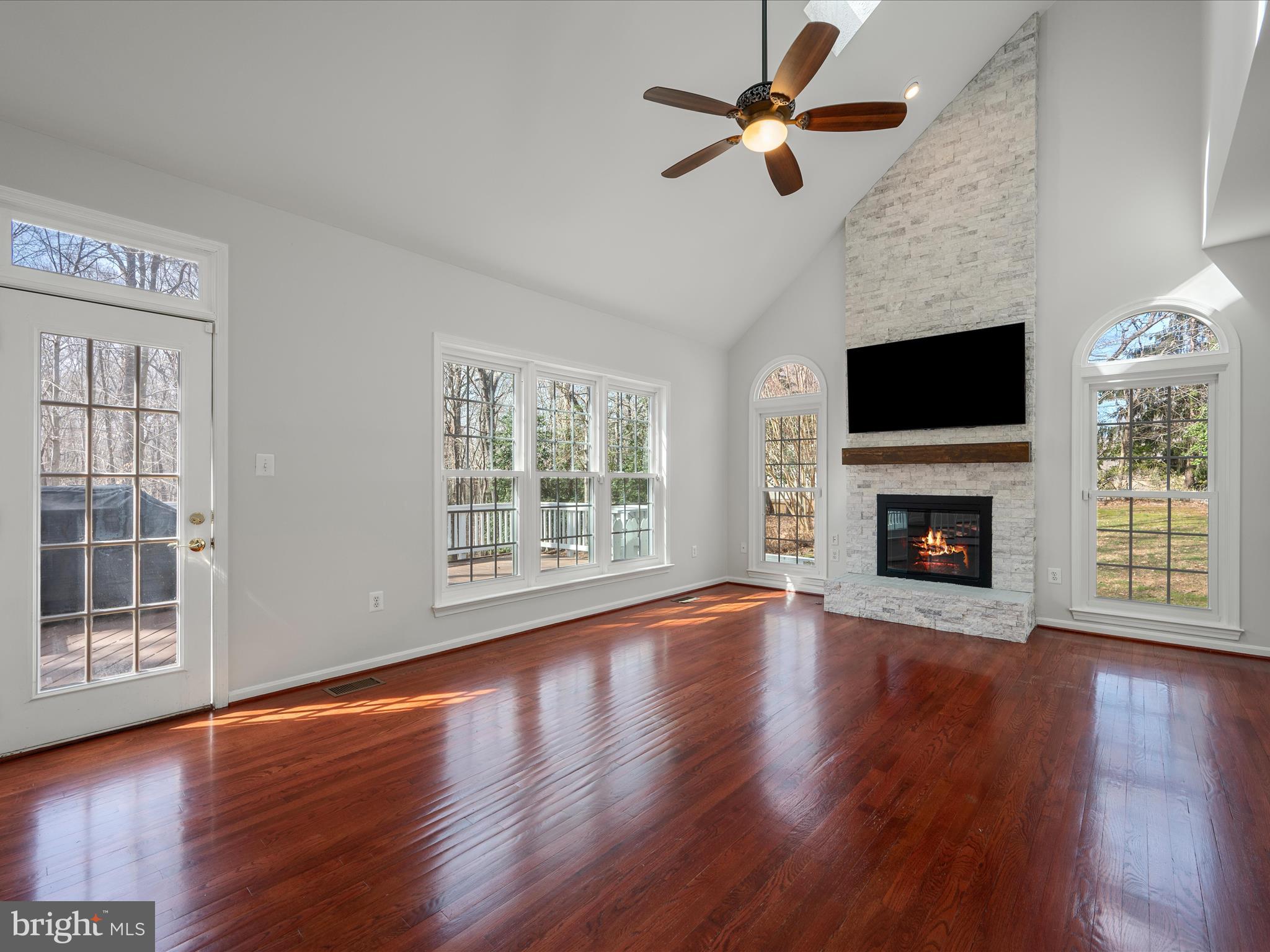 RIVERVIEW ESTATES - Residential