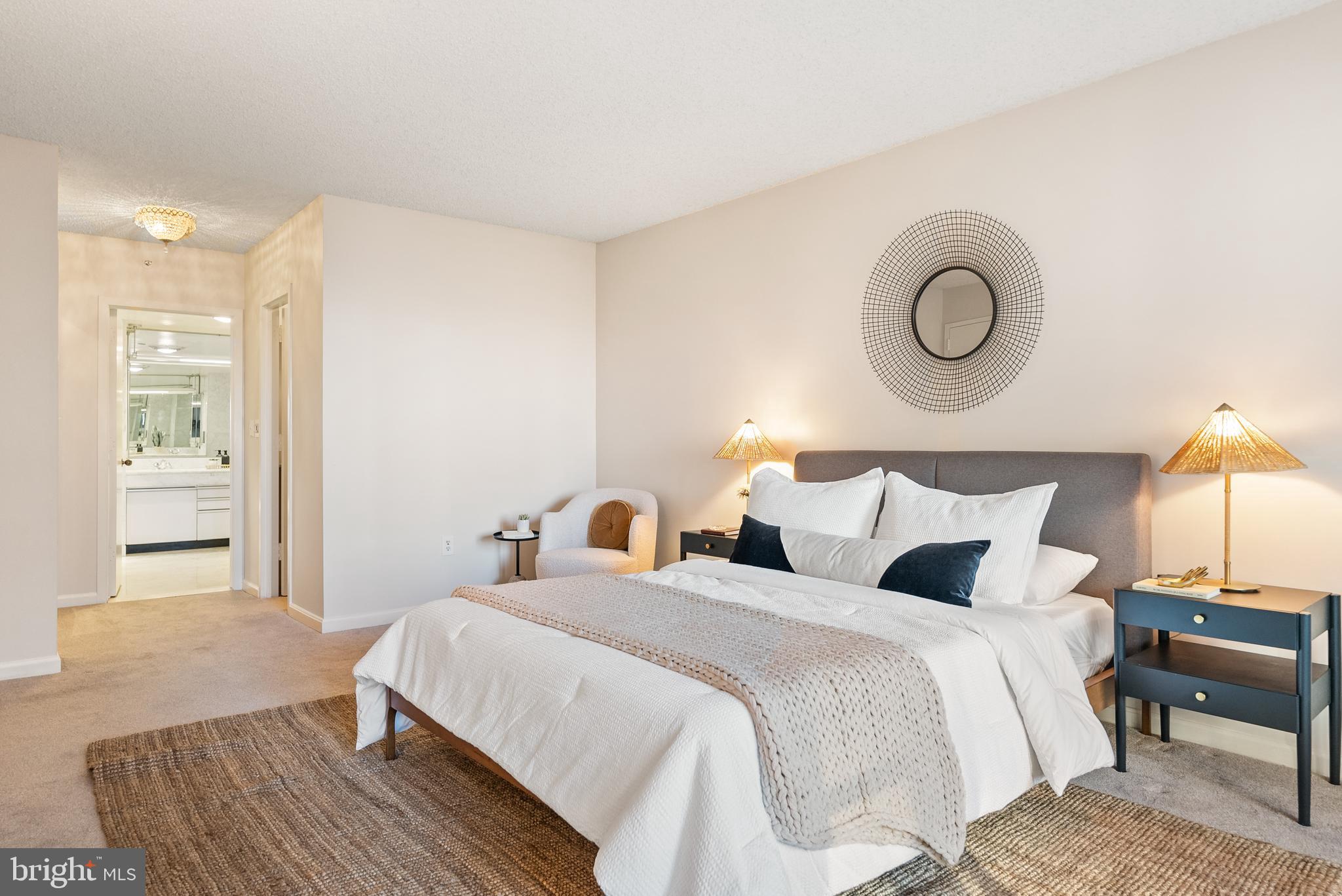 CRYSTAL GATEWAY - Residential