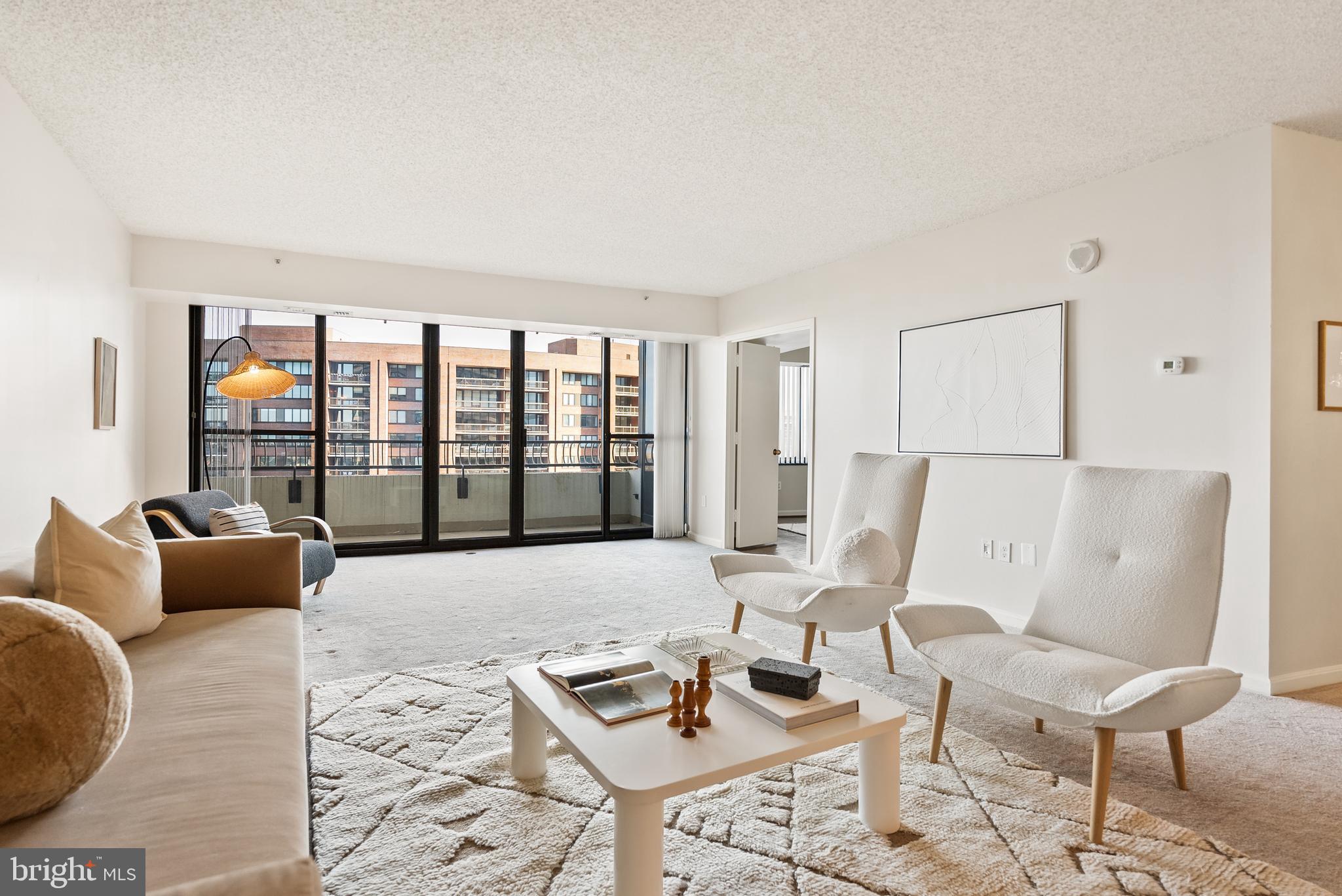 CRYSTAL GATEWAY - Residential