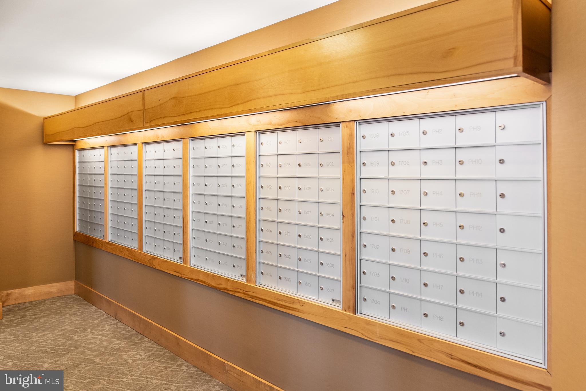 CRYSTAL GATEWAY - Residential