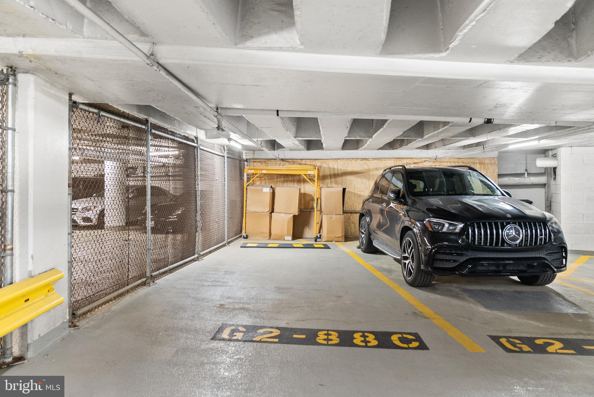 CRYSTAL GATEWAY - Residential