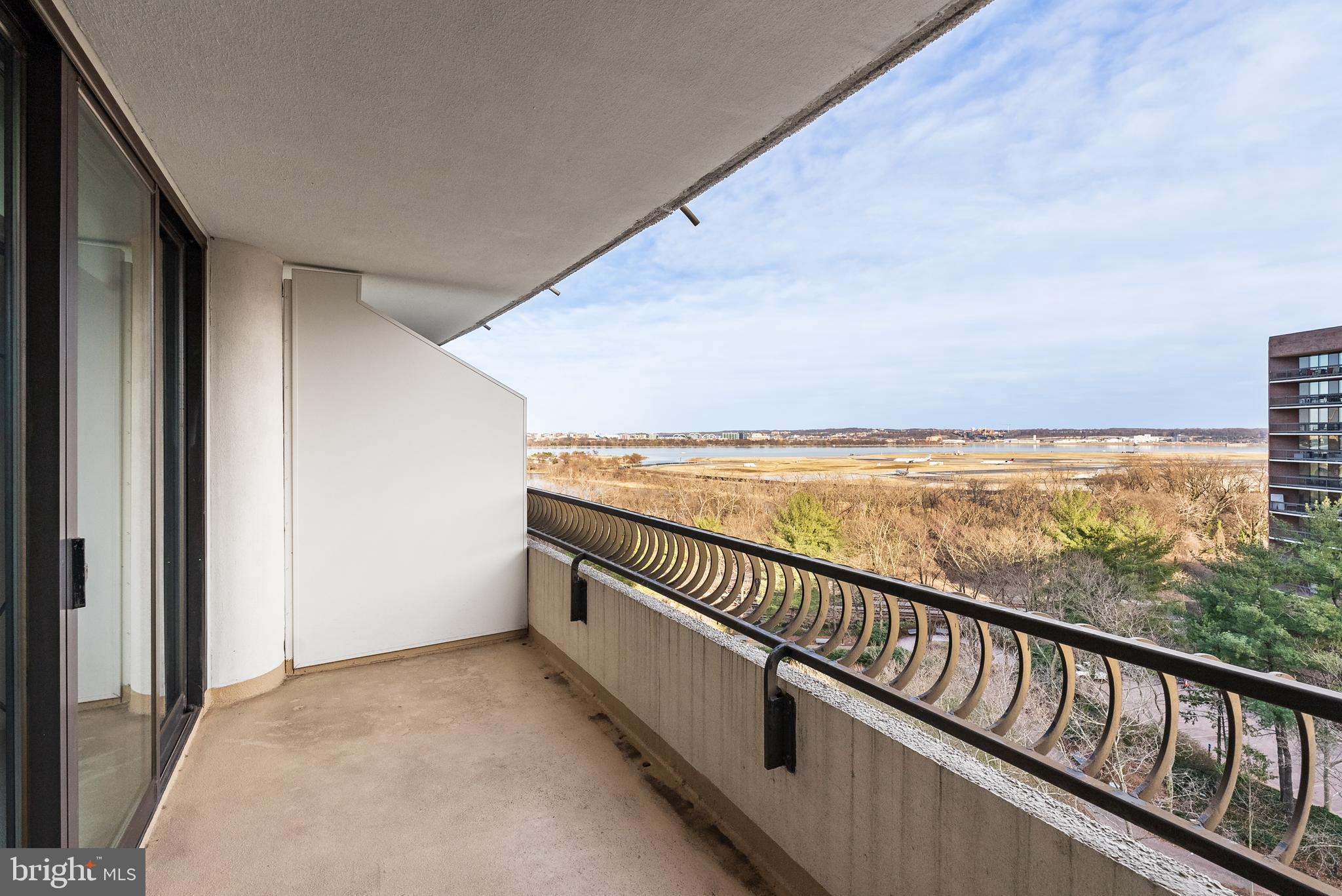 CRYSTAL GATEWAY - Residential