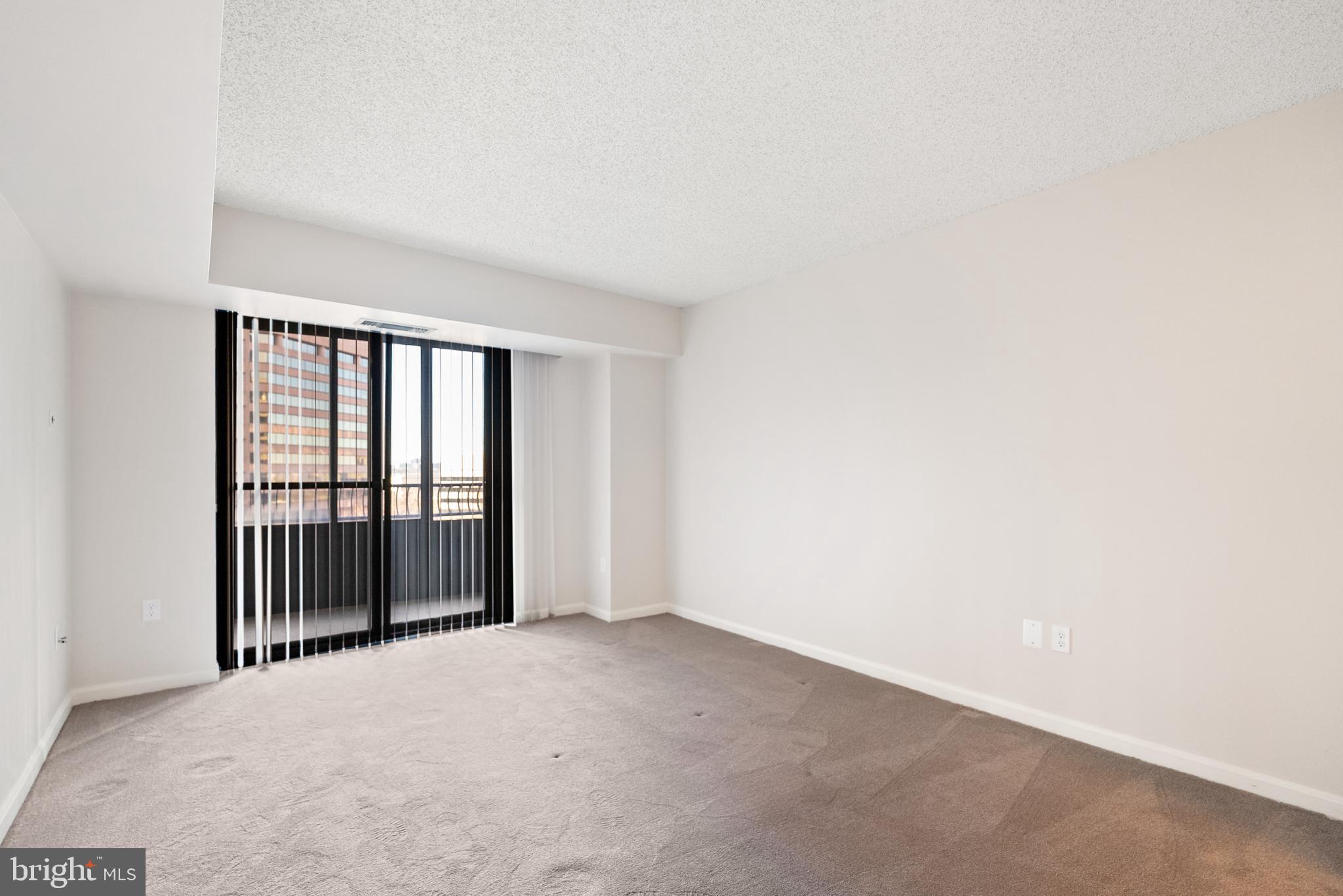 CRYSTAL GATEWAY - Residential