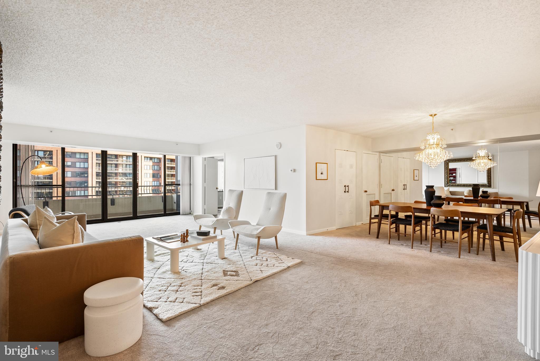 CRYSTAL GATEWAY - Residential