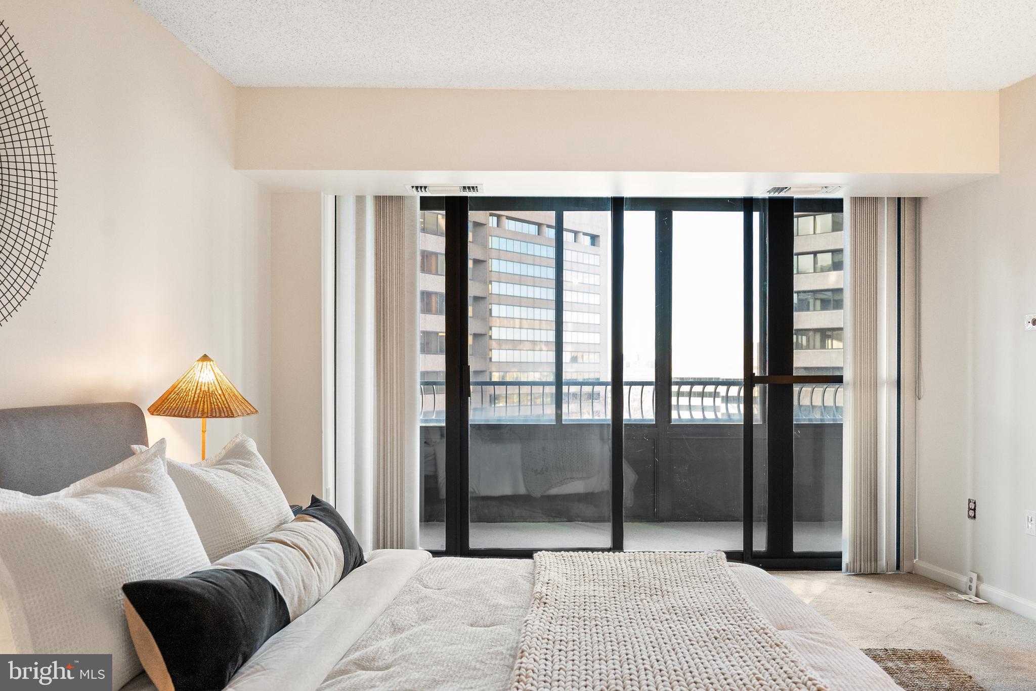 CRYSTAL GATEWAY - Residential