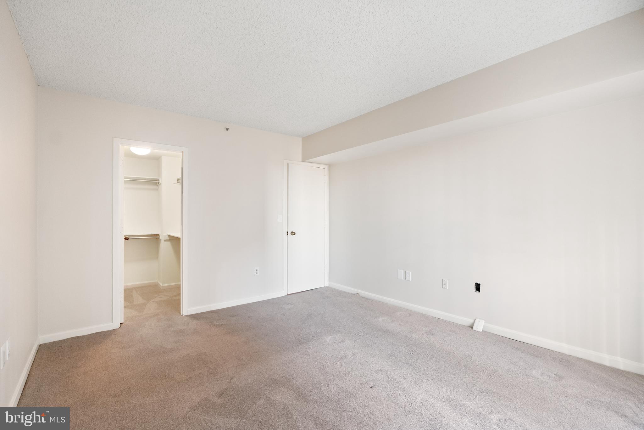 CRYSTAL GATEWAY - Residential