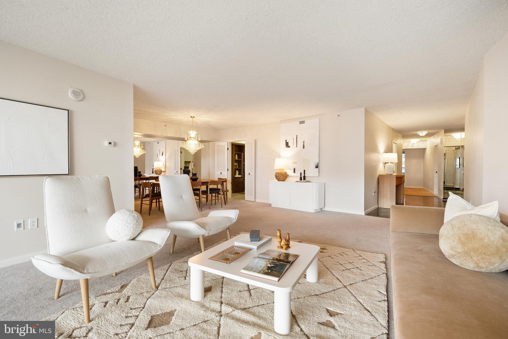 CRYSTAL GATEWAY - Residential