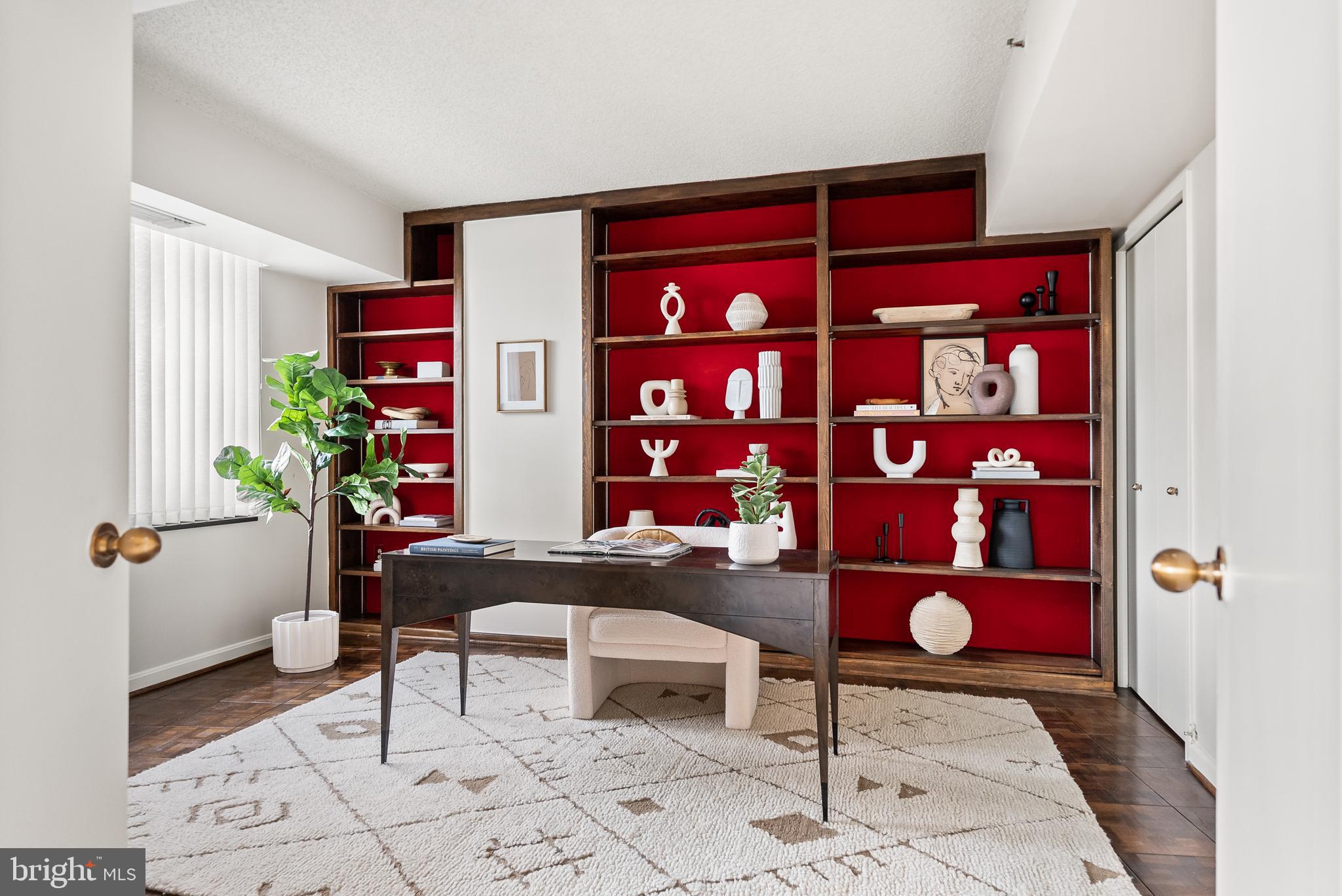 CRYSTAL GATEWAY - Residential