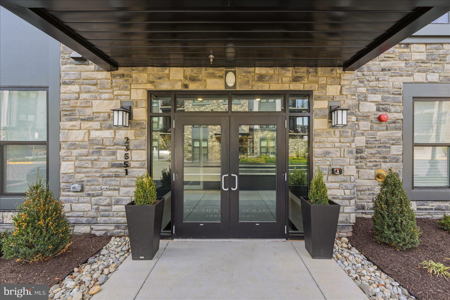23651 HAVELOCK WALK TERRACE 304