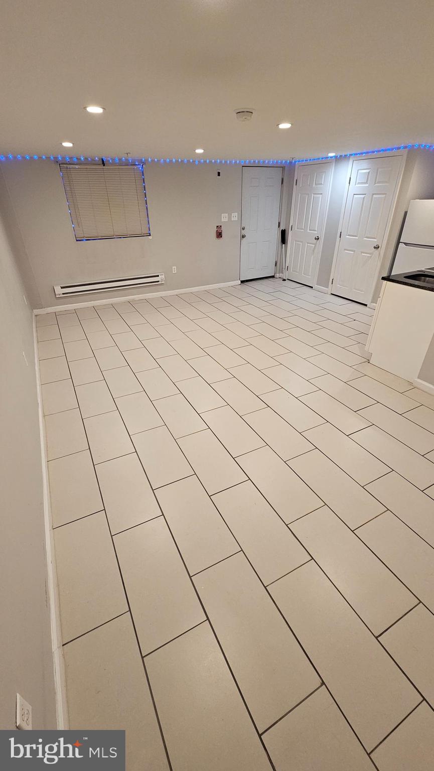 RHAWNHURST - Residential Lease