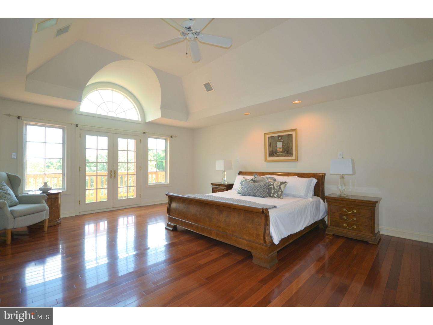 THE HIGHLANDS - Residential