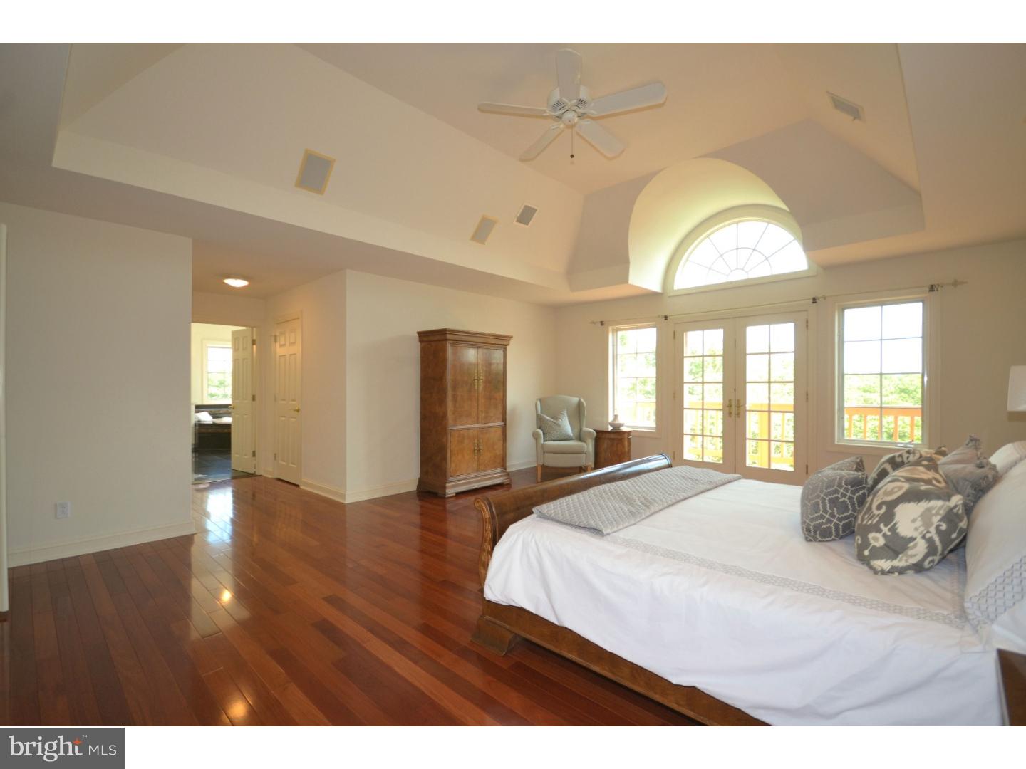 THE HIGHLANDS - Residential